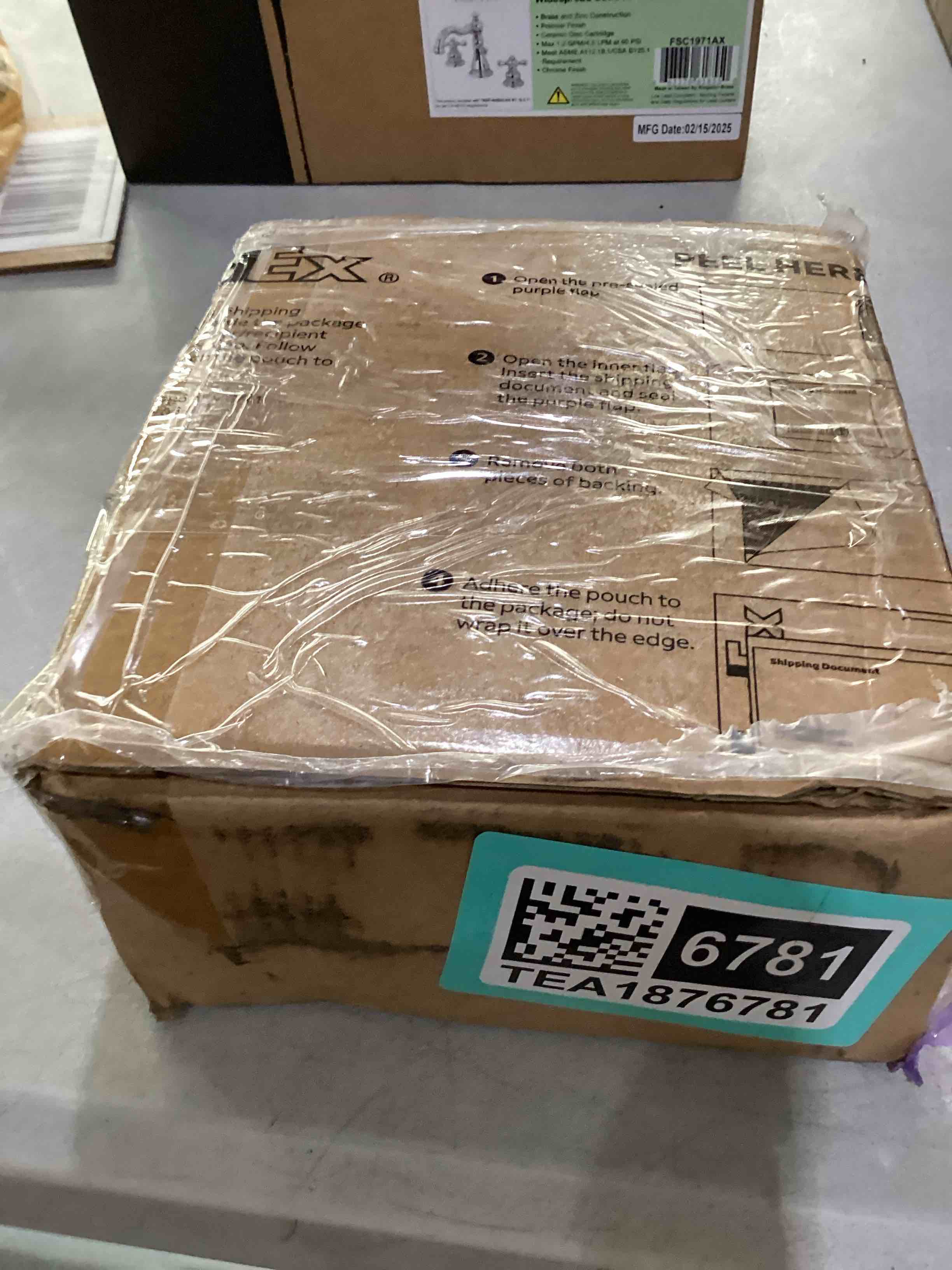 https://s3.amazonaws.com/lotting-images-prod/bidfta/TEA1876781_1752267368315.jpeg