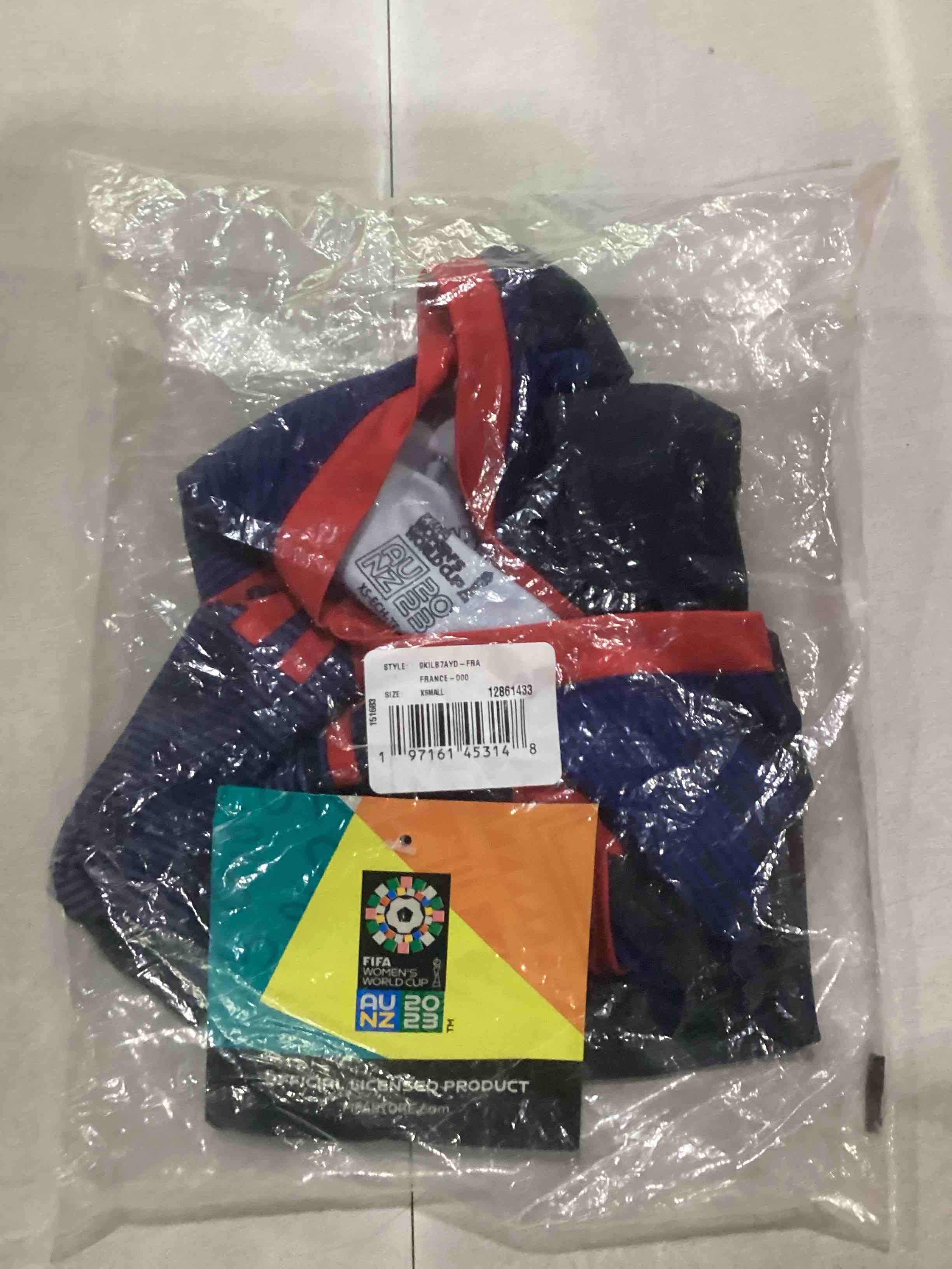 https://s3.amazonaws.com/lotting-images-prod/bidfta/TEA1876886_1752505848133.jpeg