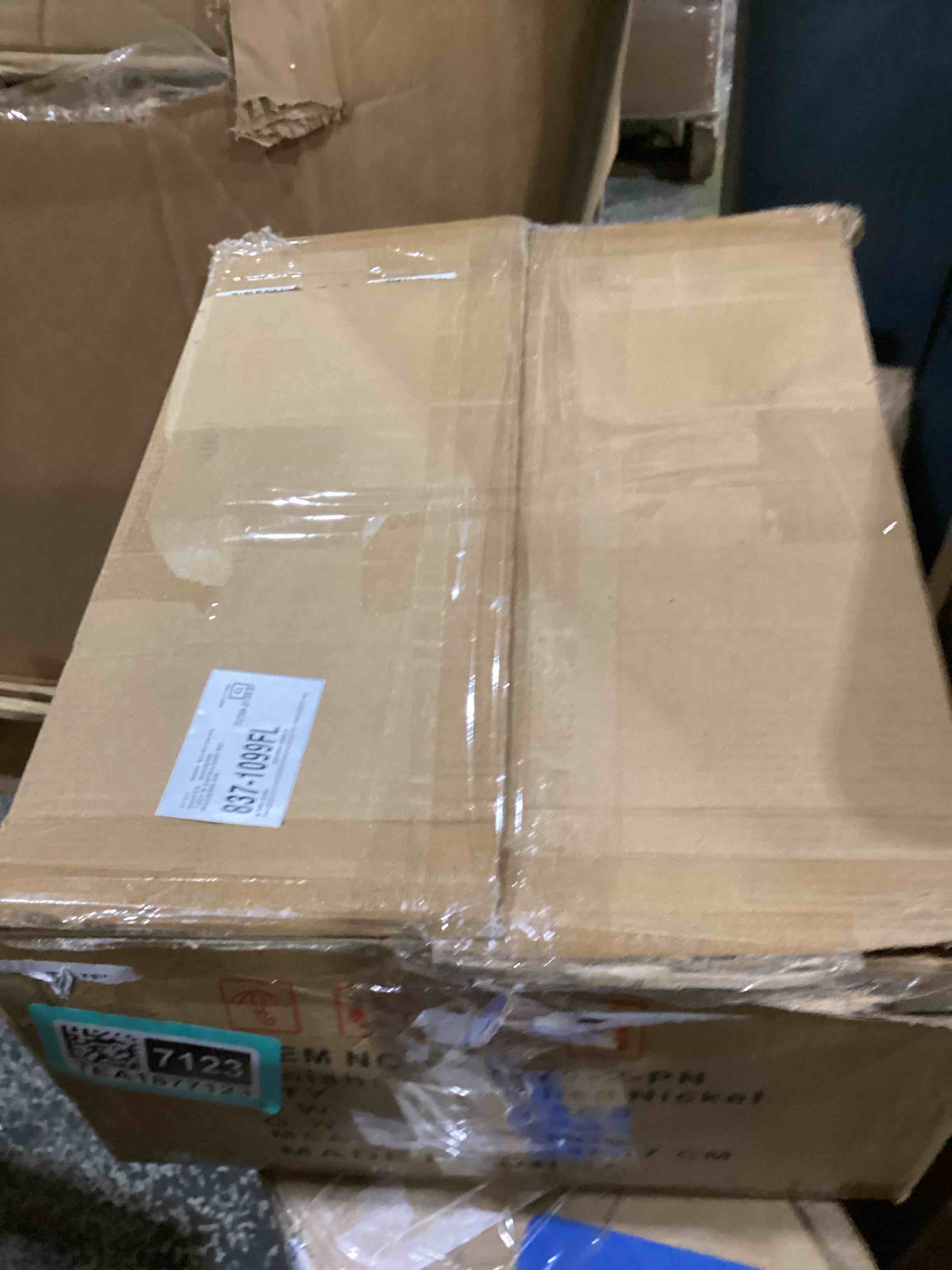 https://s3.amazonaws.com/lotting-images-prod/bidfta/TEA1877123_1752590786254.jpeg