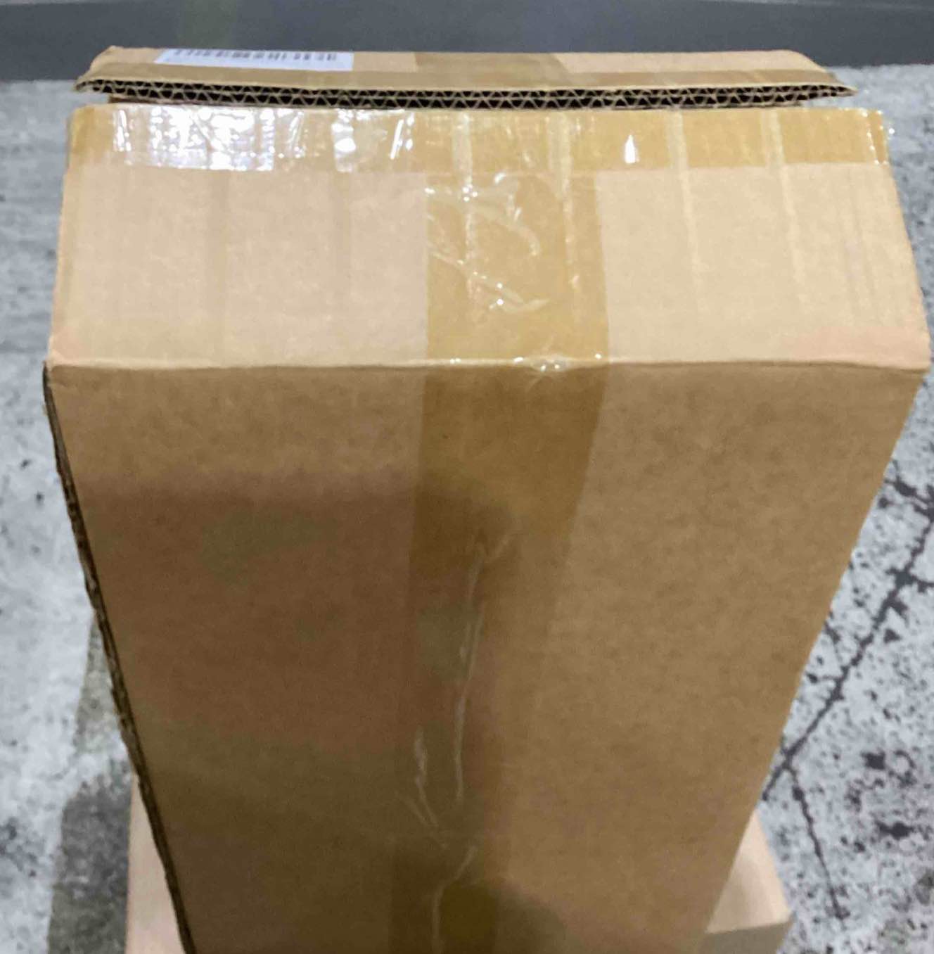https://s3.amazonaws.com/lotting-images-prod/bidfta/TEA1877359_1752673408647.jpeg