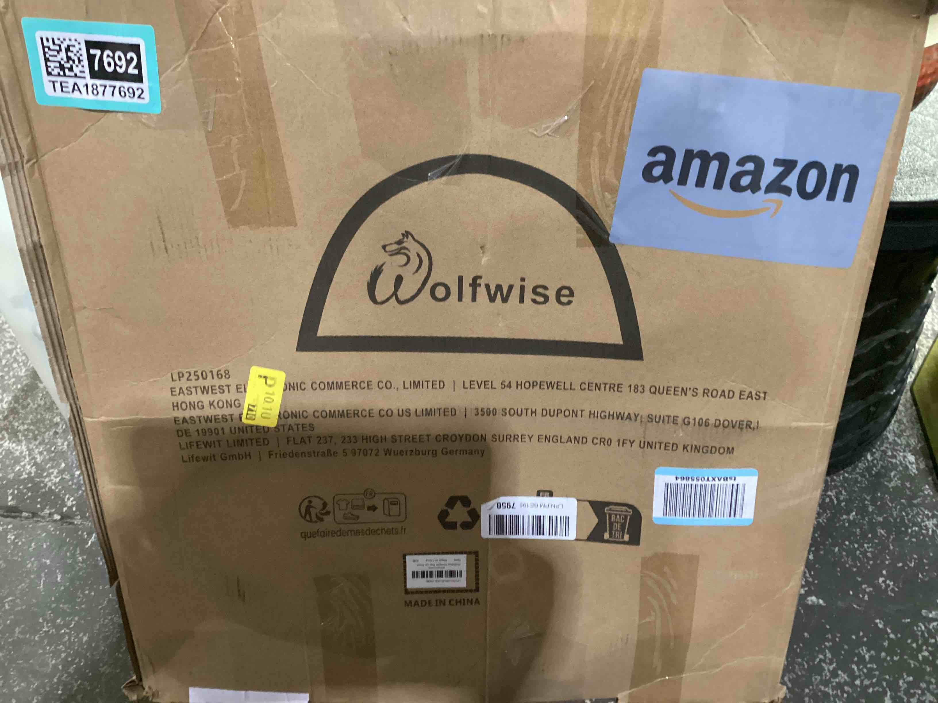 https://s3.amazonaws.com/lotting-images-prod/bidfta/TEA1877692_1752867215353.jpeg