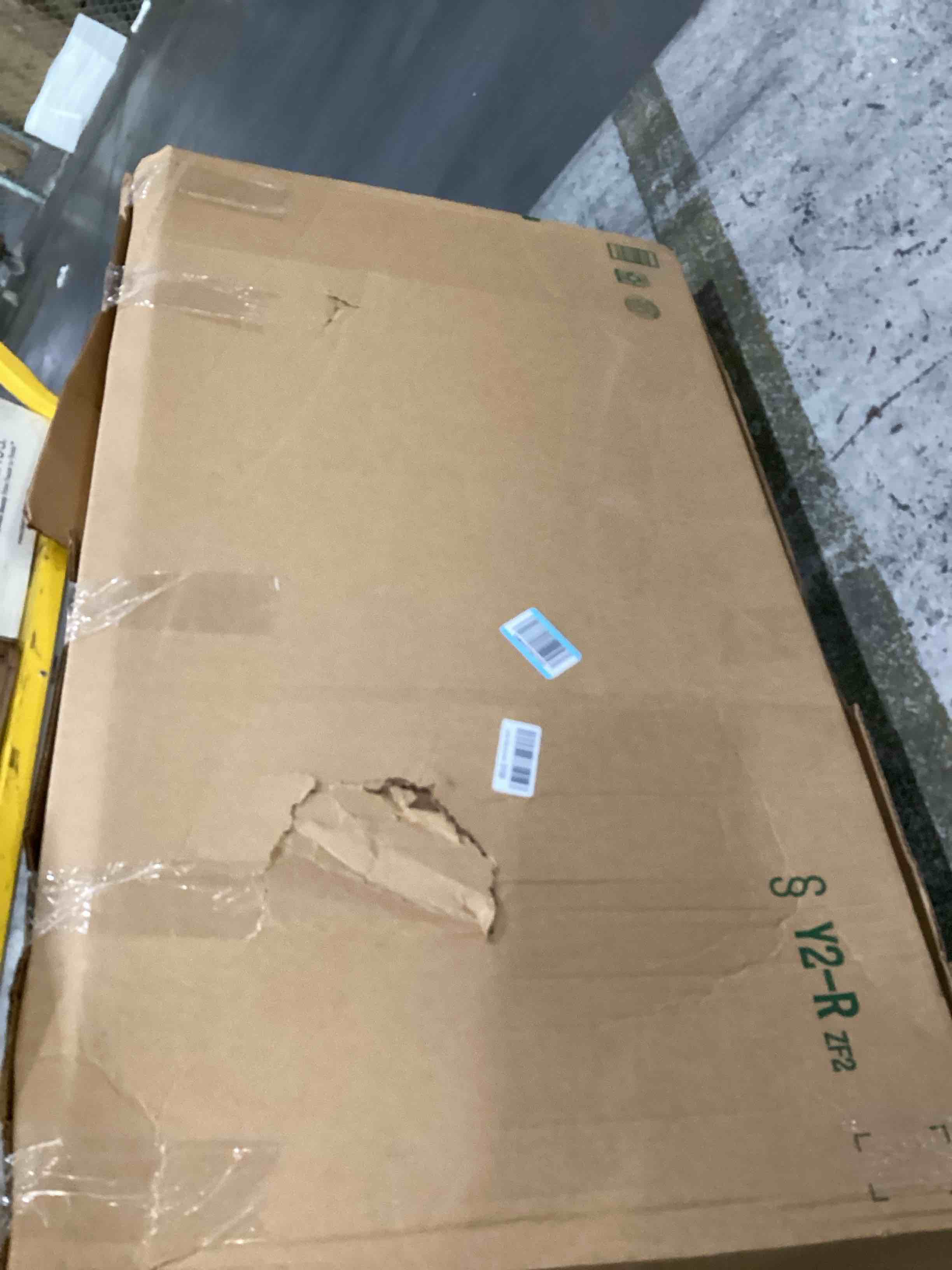 https://s3.amazonaws.com/lotting-images-prod/bidfta/TEA1877747_1753120972361.jpeg