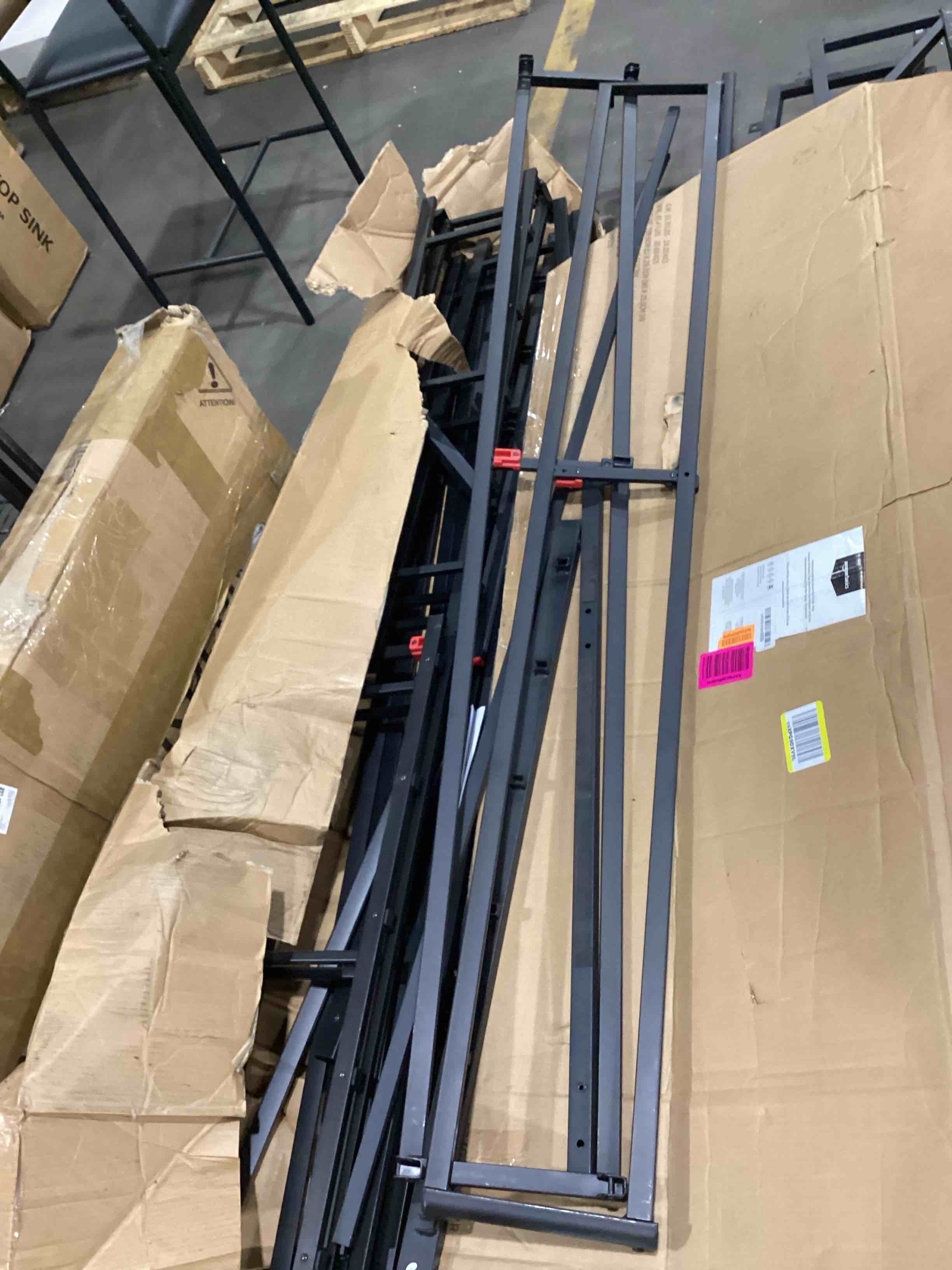 https://s3.amazonaws.com/lotting-images-prod/bidfta/TEA1878750_1753901737577.jpeg