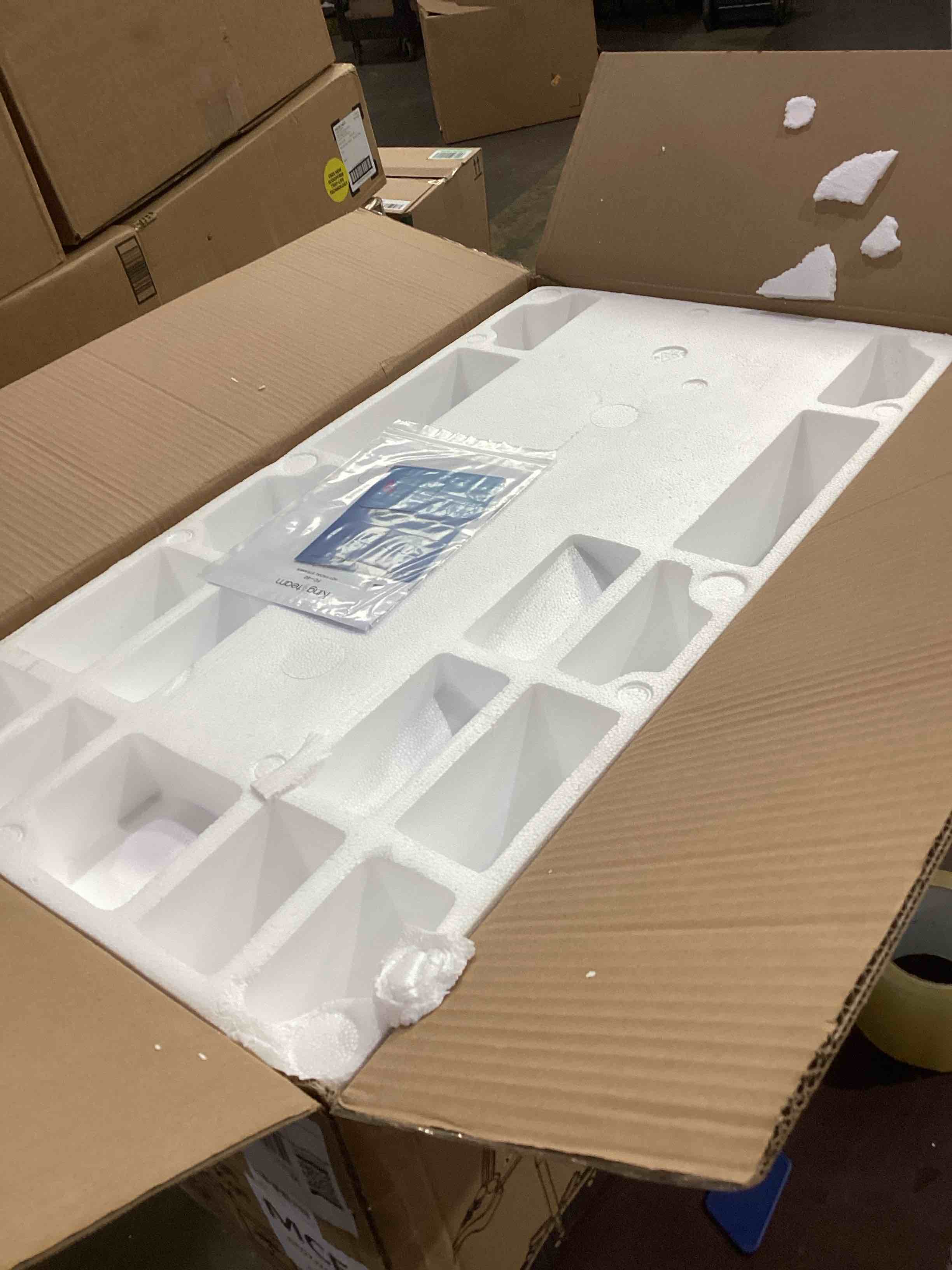https://s3.amazonaws.com/lotting-images-prod/bidfta/TEA1879455_1744646538205.jpeg