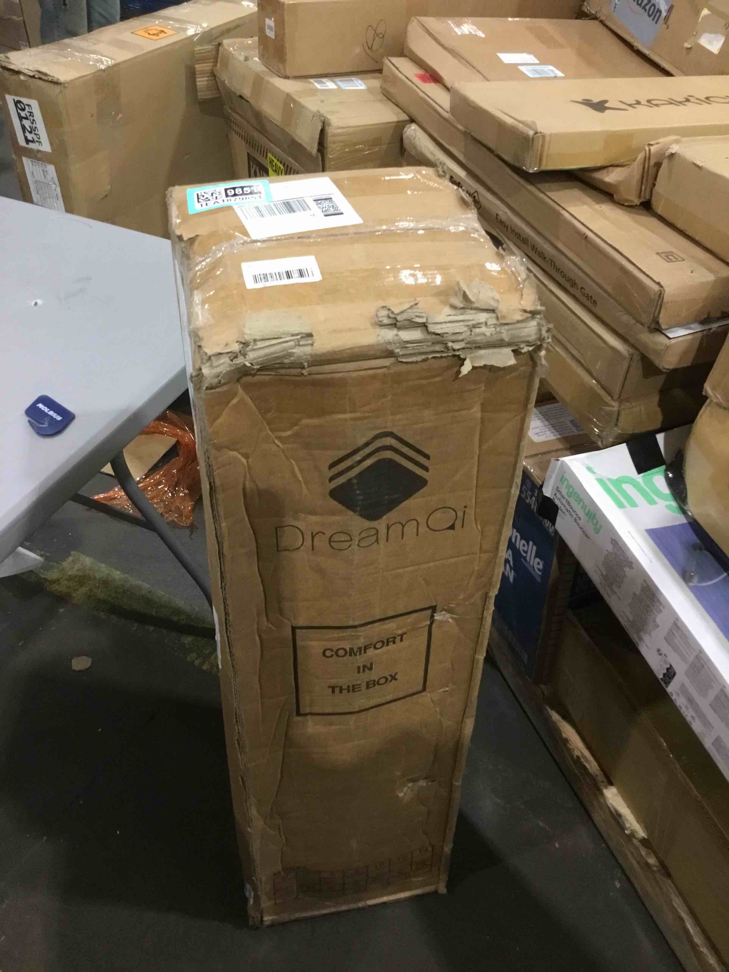 https://s3.amazonaws.com/lotting-images-prod/bidfta/TEA1879851_1745255908921.jpeg