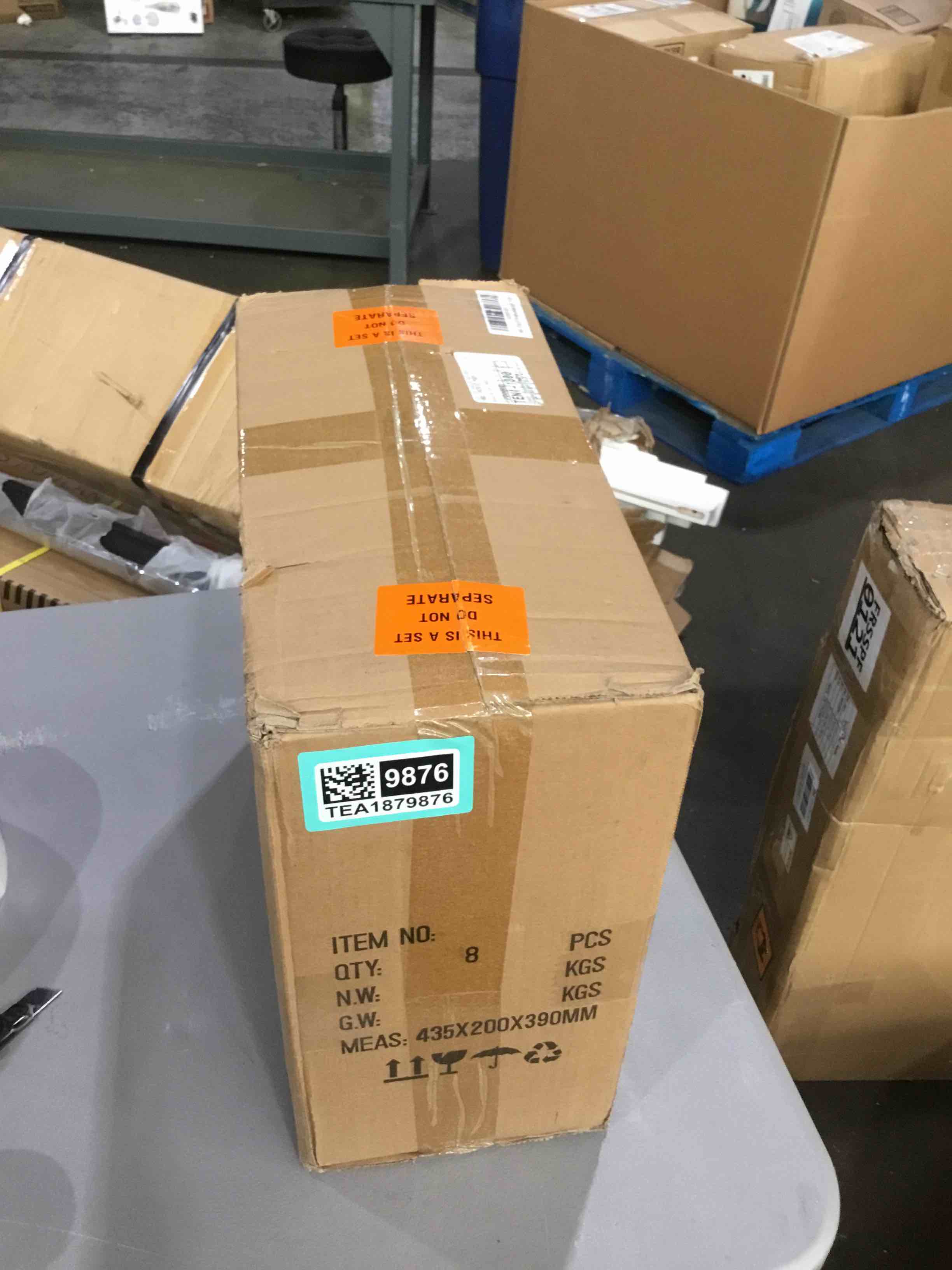https://s3.amazonaws.com/lotting-images-prod/bidfta/TEA1879876_1745263292006.jpeg