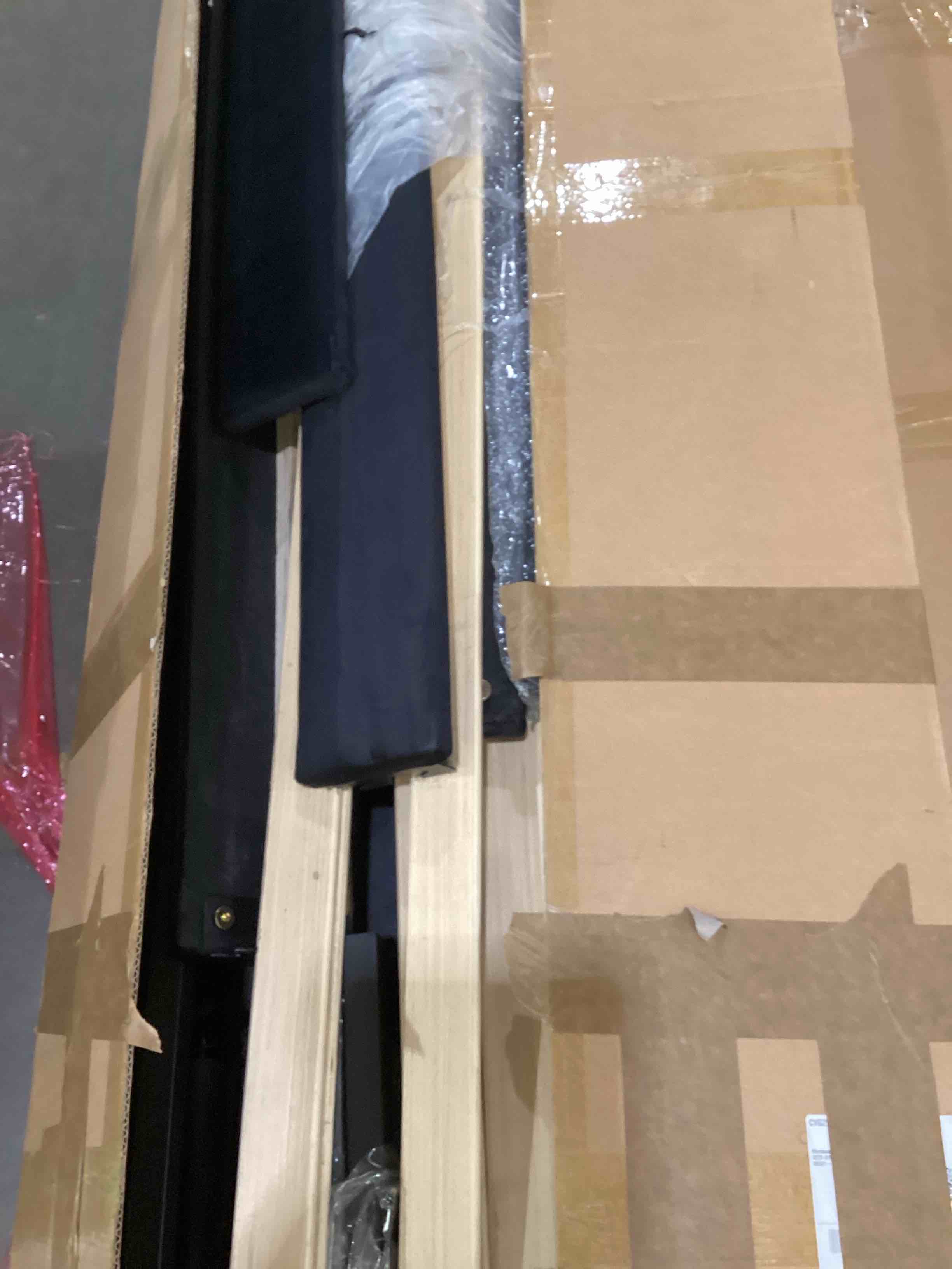 https://s3.amazonaws.com/lotting-images-prod/bidfta/TEA1880009_1745509286515.jpeg