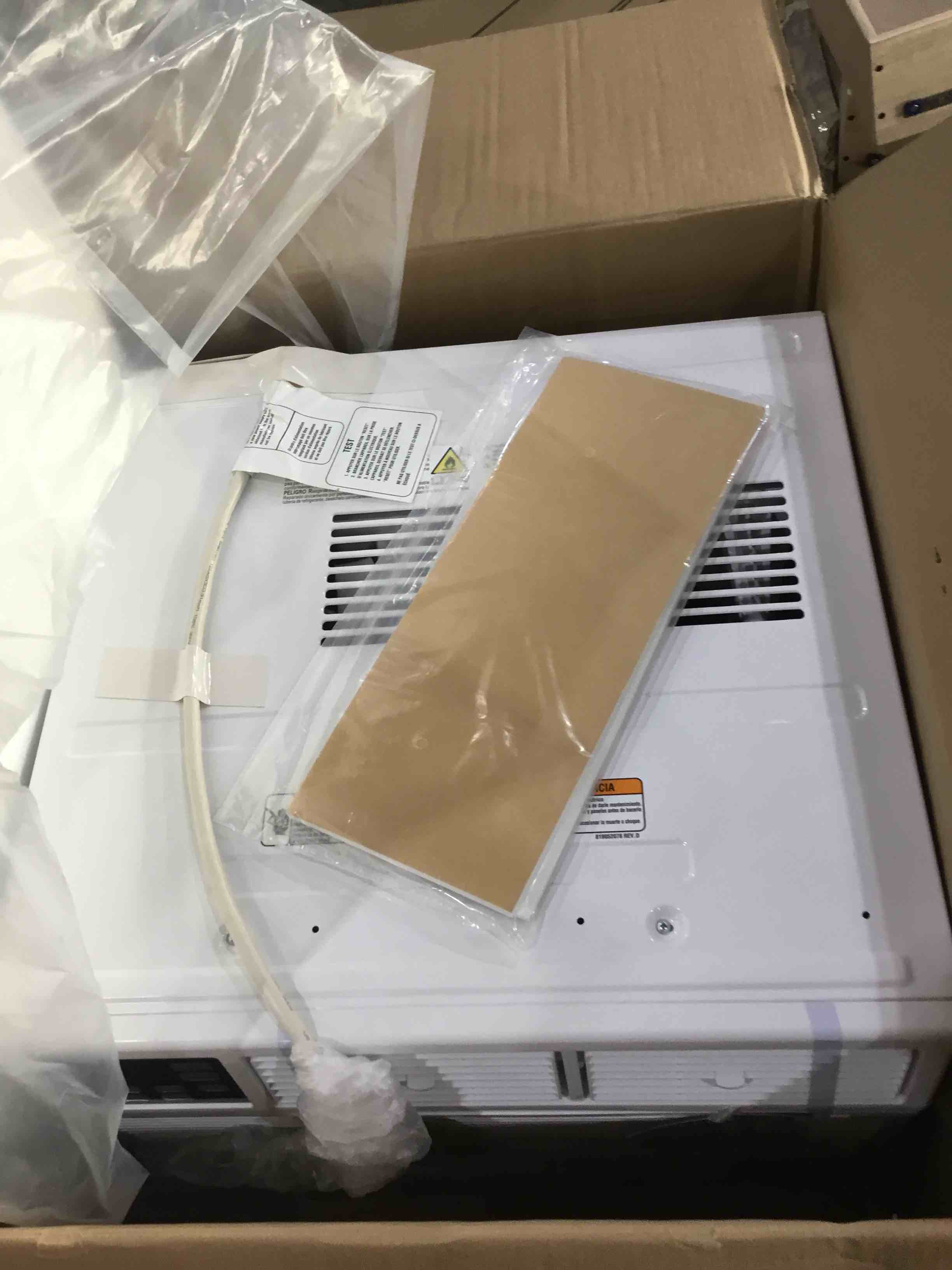 https://s3.amazonaws.com/lotting-images-prod/bidfta/TEA1880376_1746130291059.jpeg