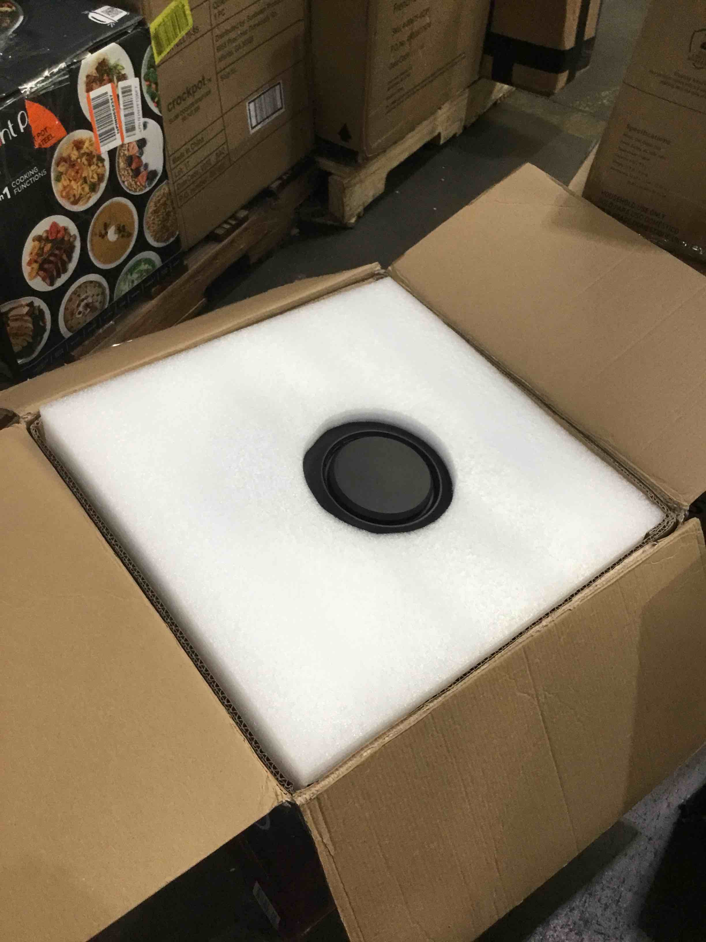 https://s3.amazonaws.com/lotting-images-prod/bidfta/TEA1880406_1746207717481.jpeg