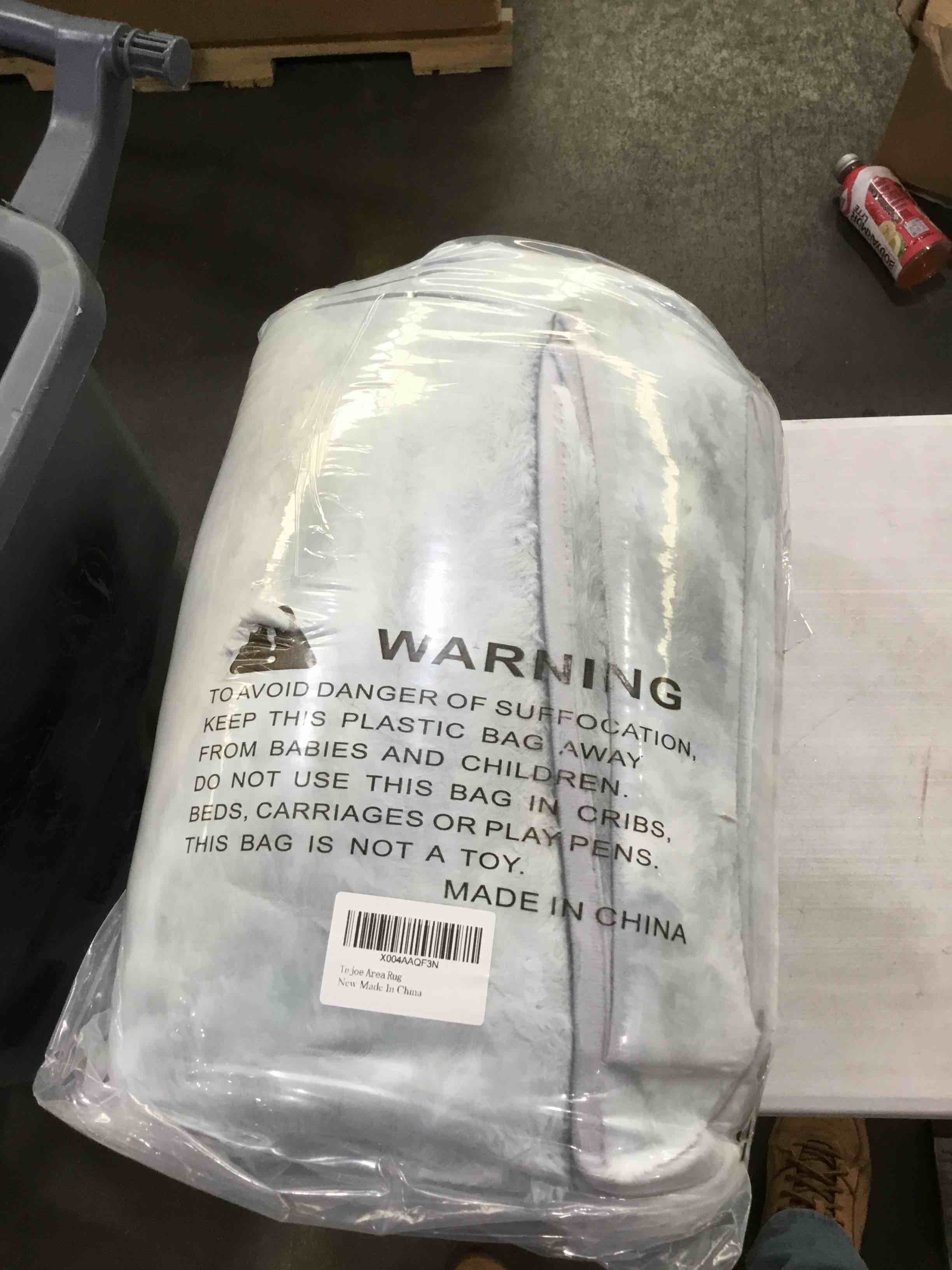 https://s3.amazonaws.com/lotting-images-prod/bidfta/TEA1880500_1746481174130.jpeg