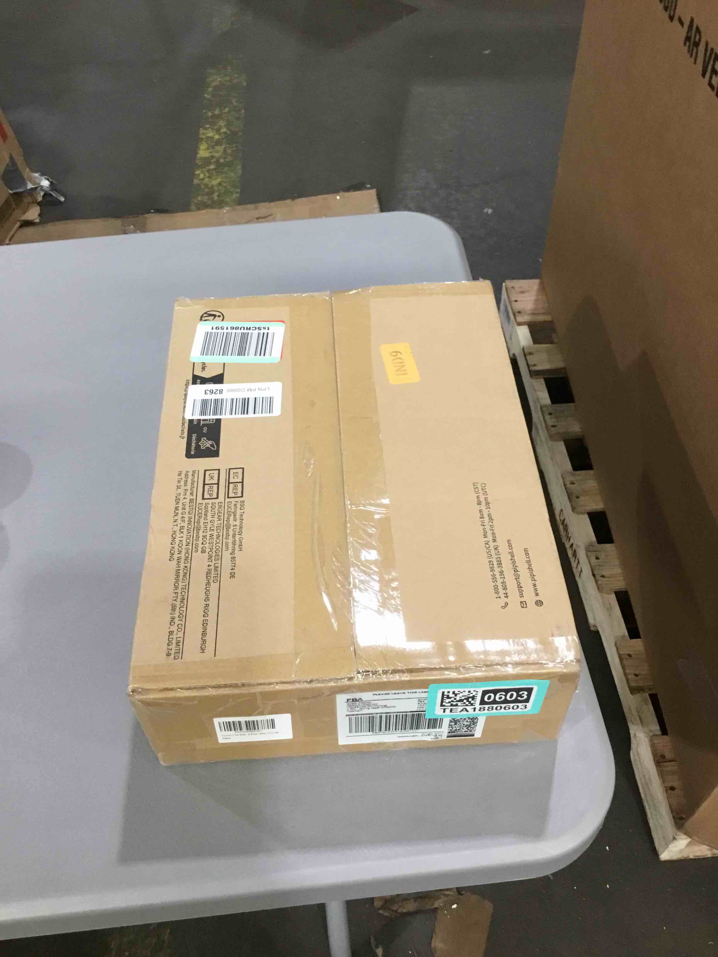 https://s3.amazonaws.com/lotting-images-prod/bidfta/TEA1880603_1746636219827.jpeg