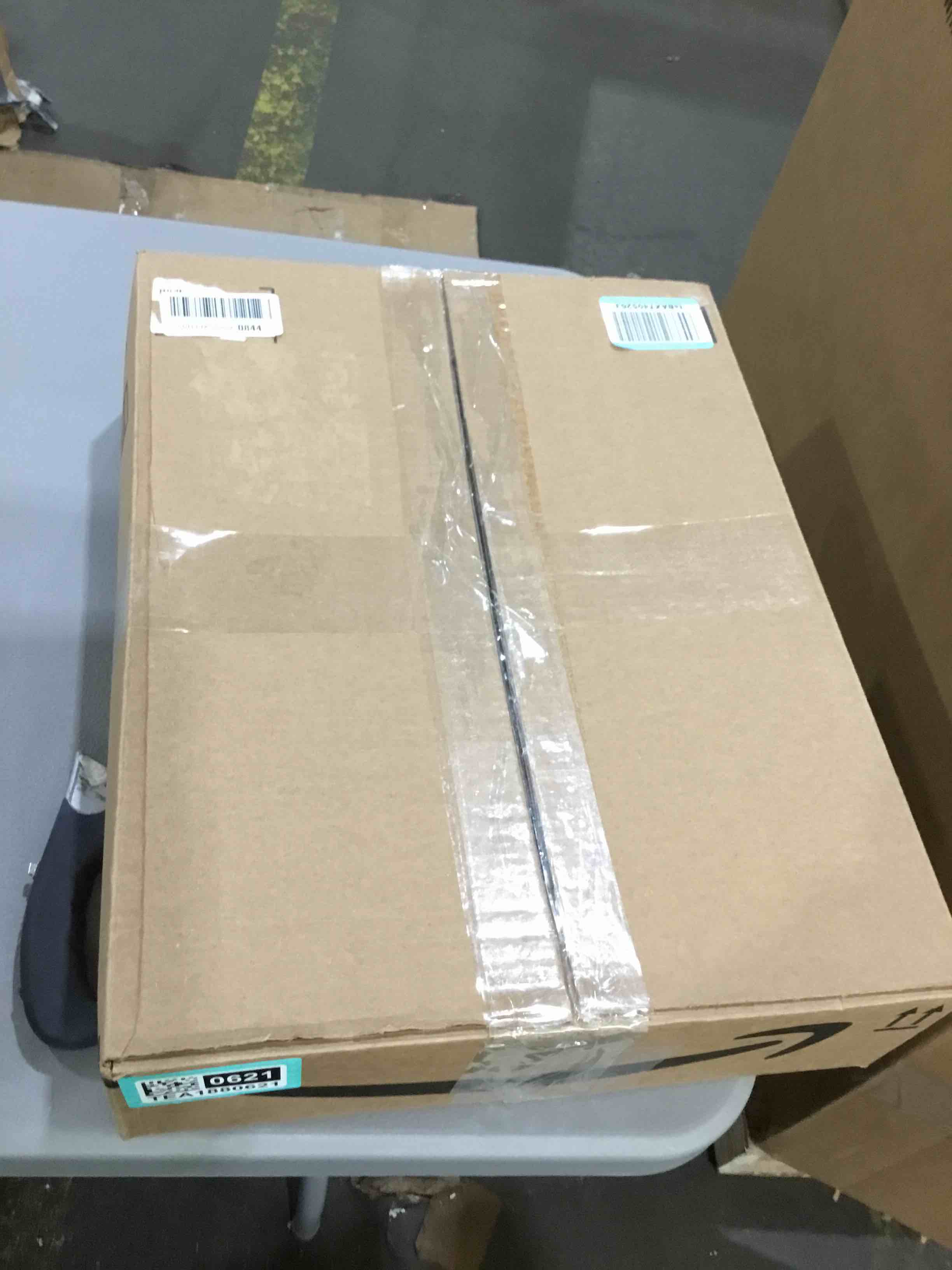 https://s3.amazonaws.com/lotting-images-prod/bidfta/TEA1880621_1746638826924.jpeg