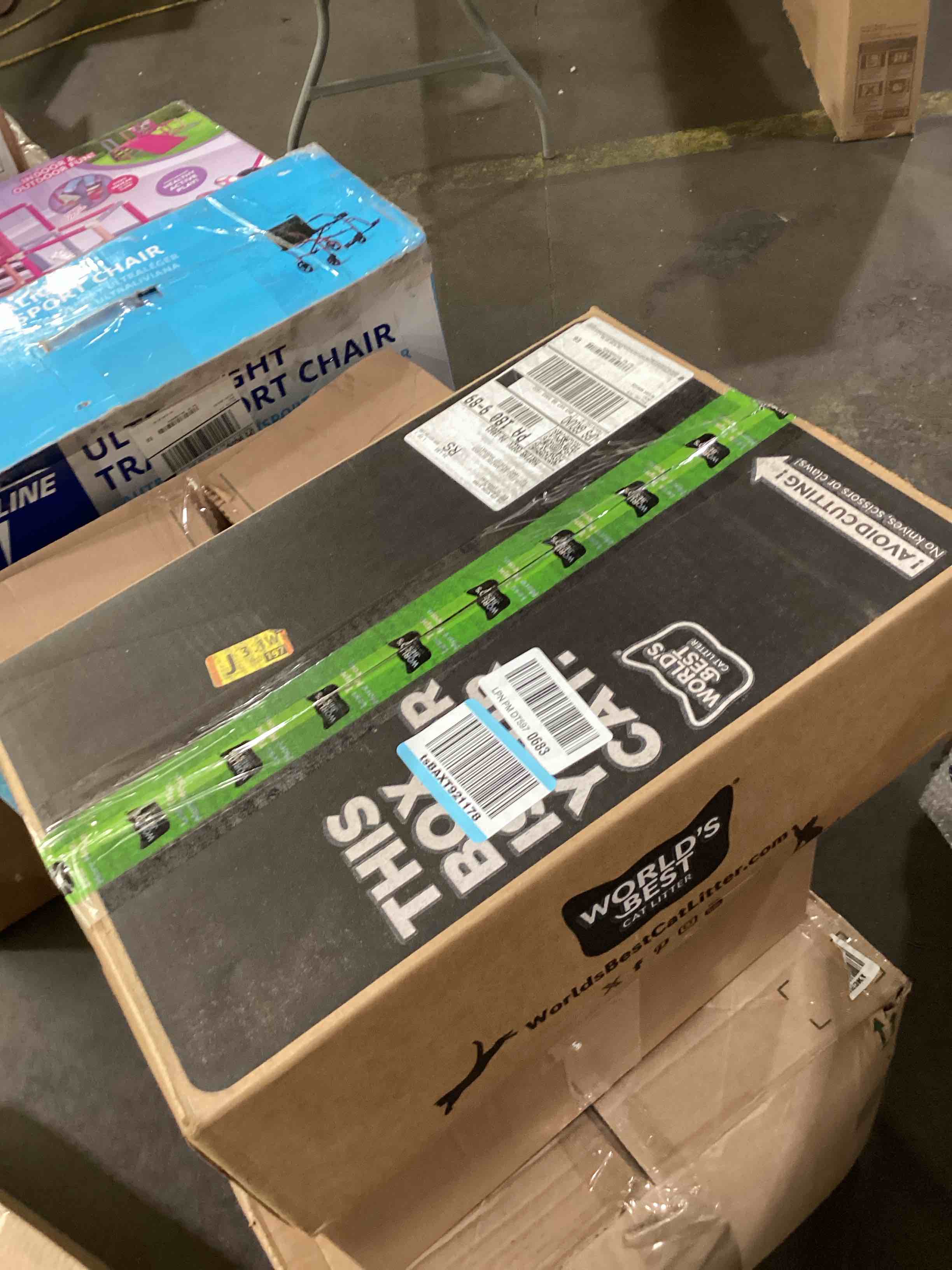 https://s3.amazonaws.com/lotting-images-prod/bidfta/TEA1880739_1746813206285.jpeg