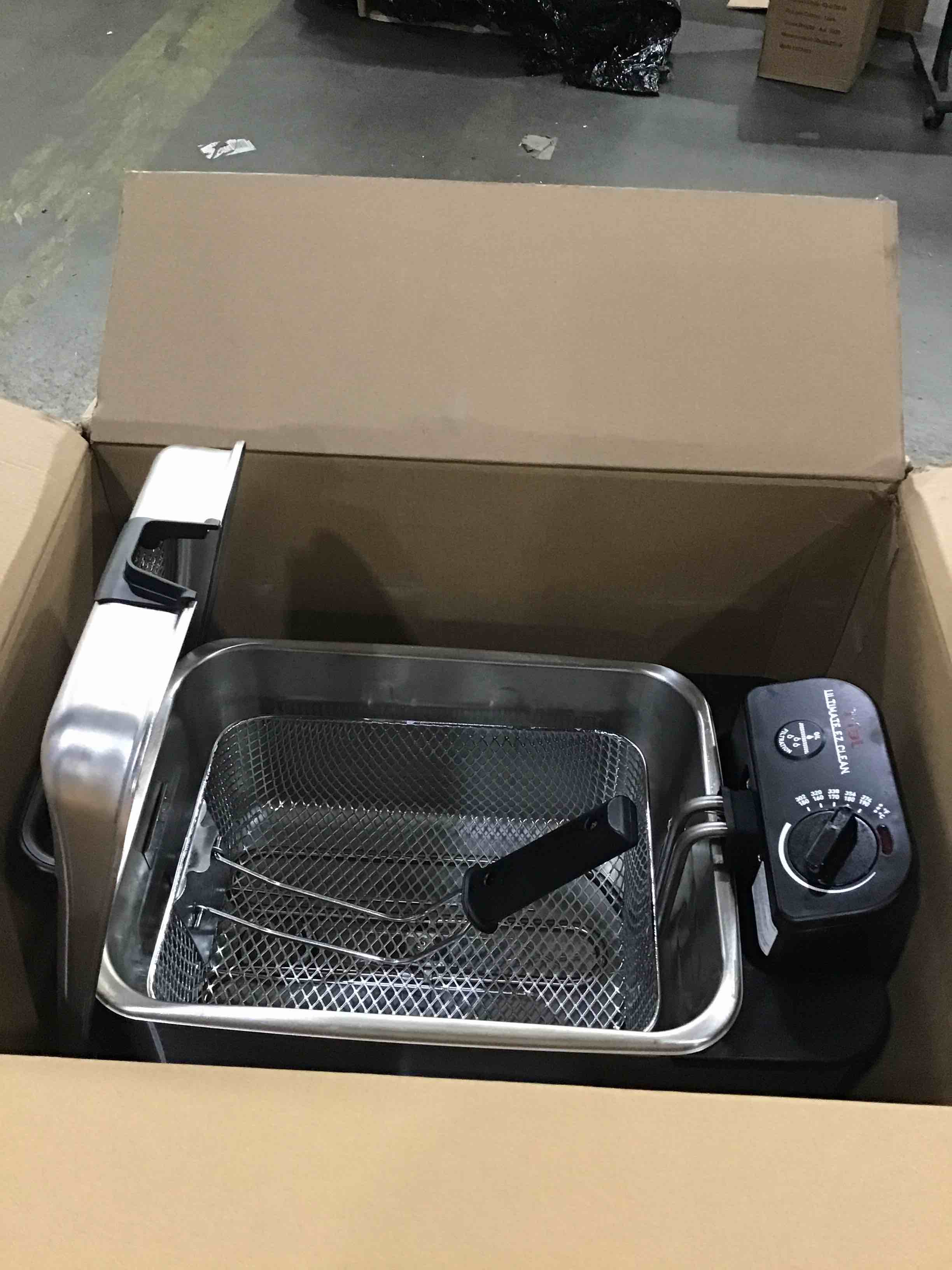 USED, UNTESTED T-fal 3.5L Stainless Steel Deep Fryer with Basket, 1700W, Oil Filtration, Temp Control, Digital Time