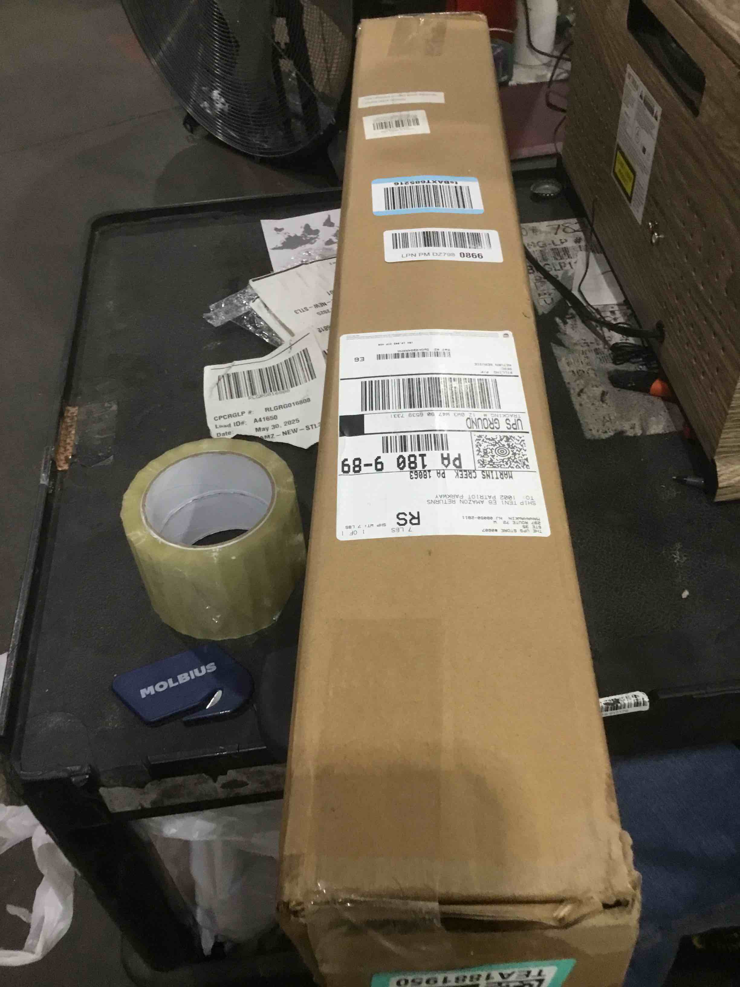https://s3.amazonaws.com/lotting-images-prod/bidfta/TEA1881950_1749572212679.jpeg