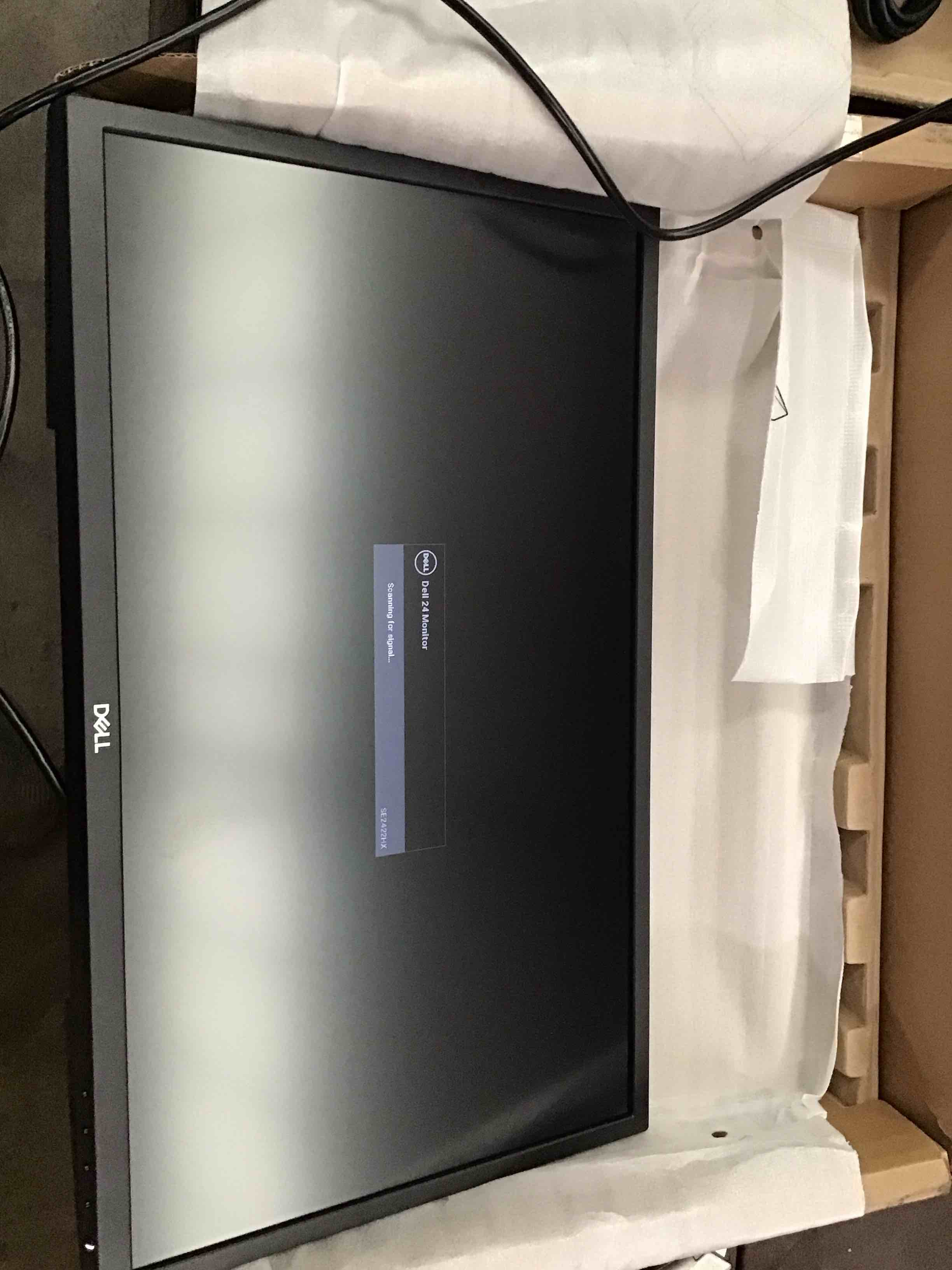 https://s3.amazonaws.com/lotting-images-prod/bidfta/TEA1882353_1750951086513.jpeg