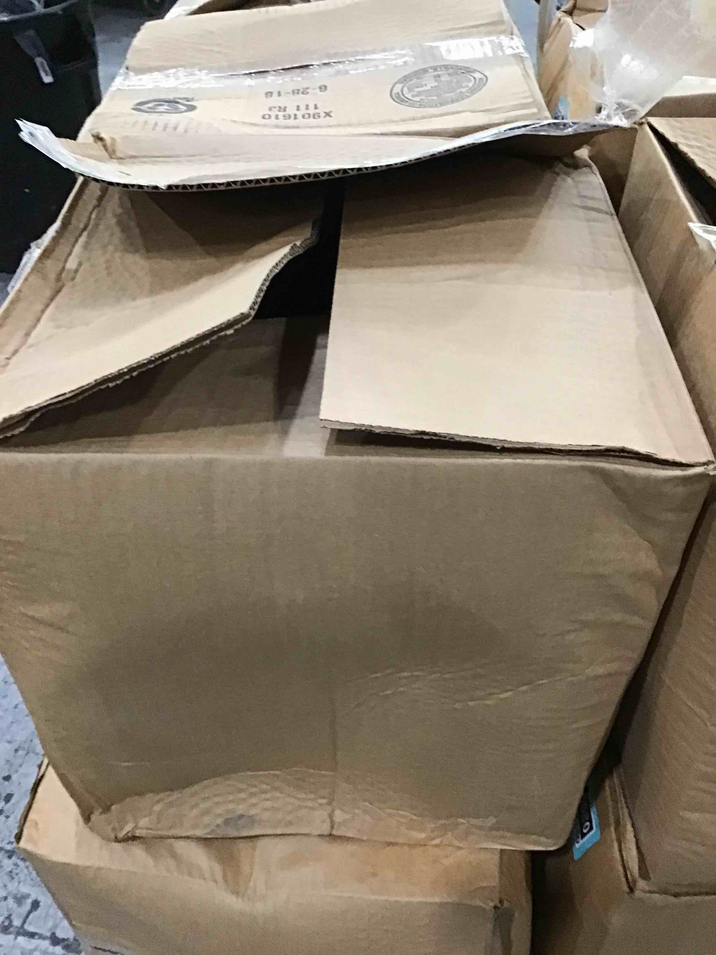 https://s3.amazonaws.com/lotting-images-prod/bidfta/TEA1885609_1736539968882.jpeg