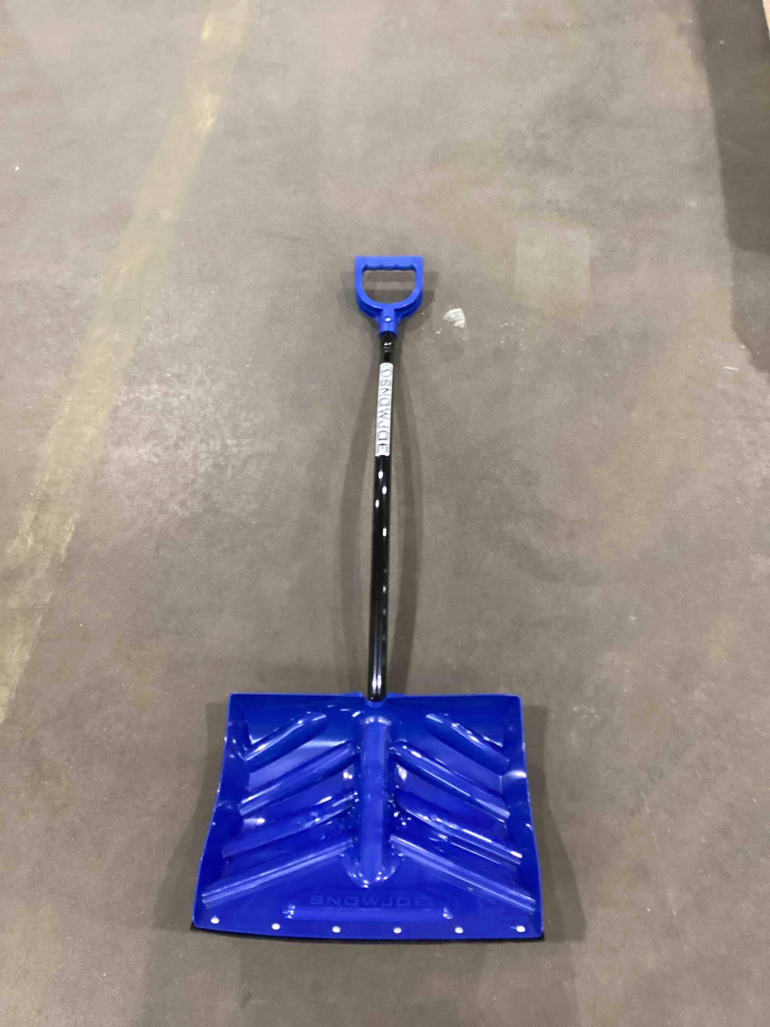 18” Snow Shovel