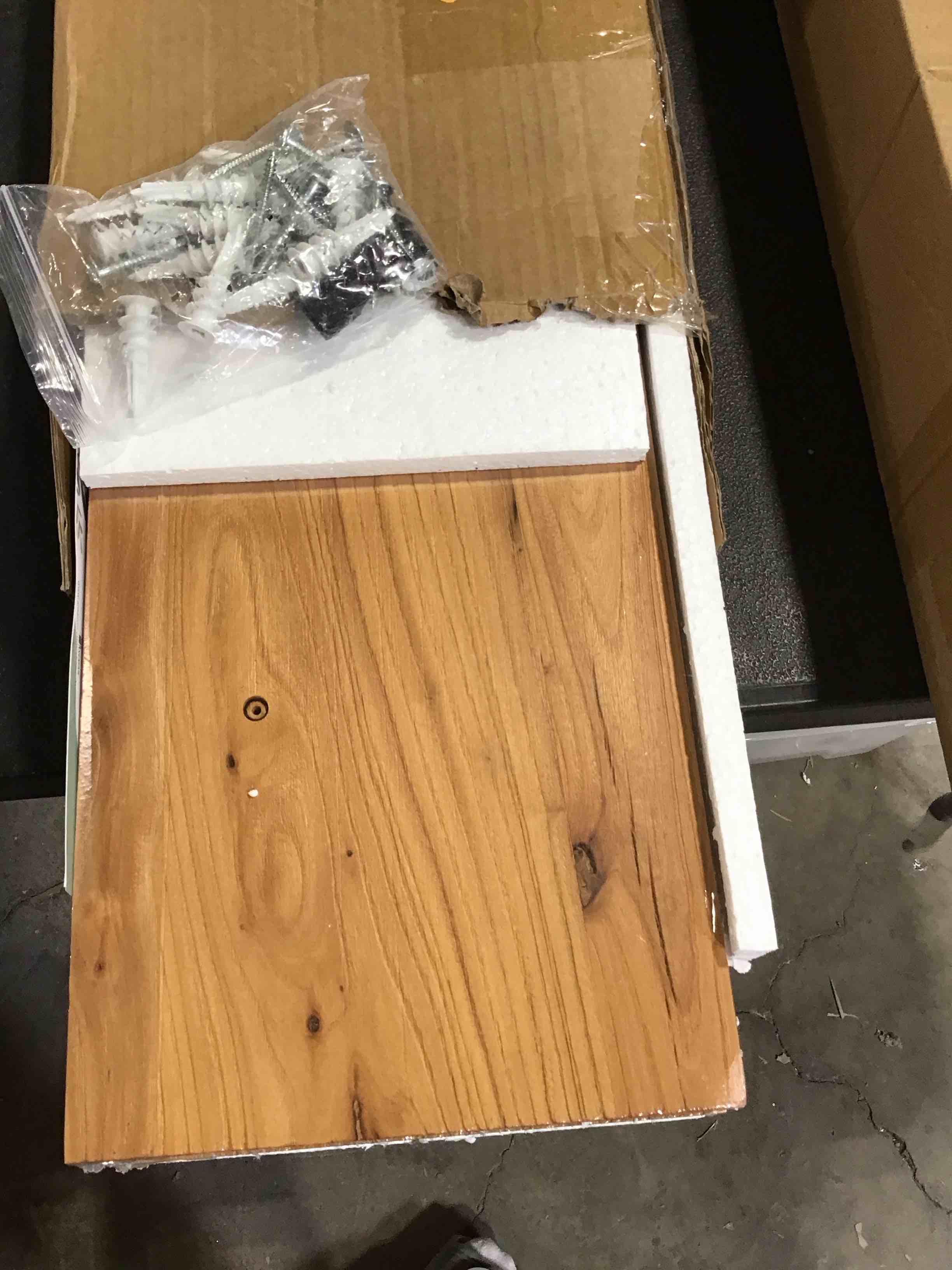 https://s3.amazonaws.com/lotting-images-prod/bidfta/TEA1888346_1741717179915.jpeg
