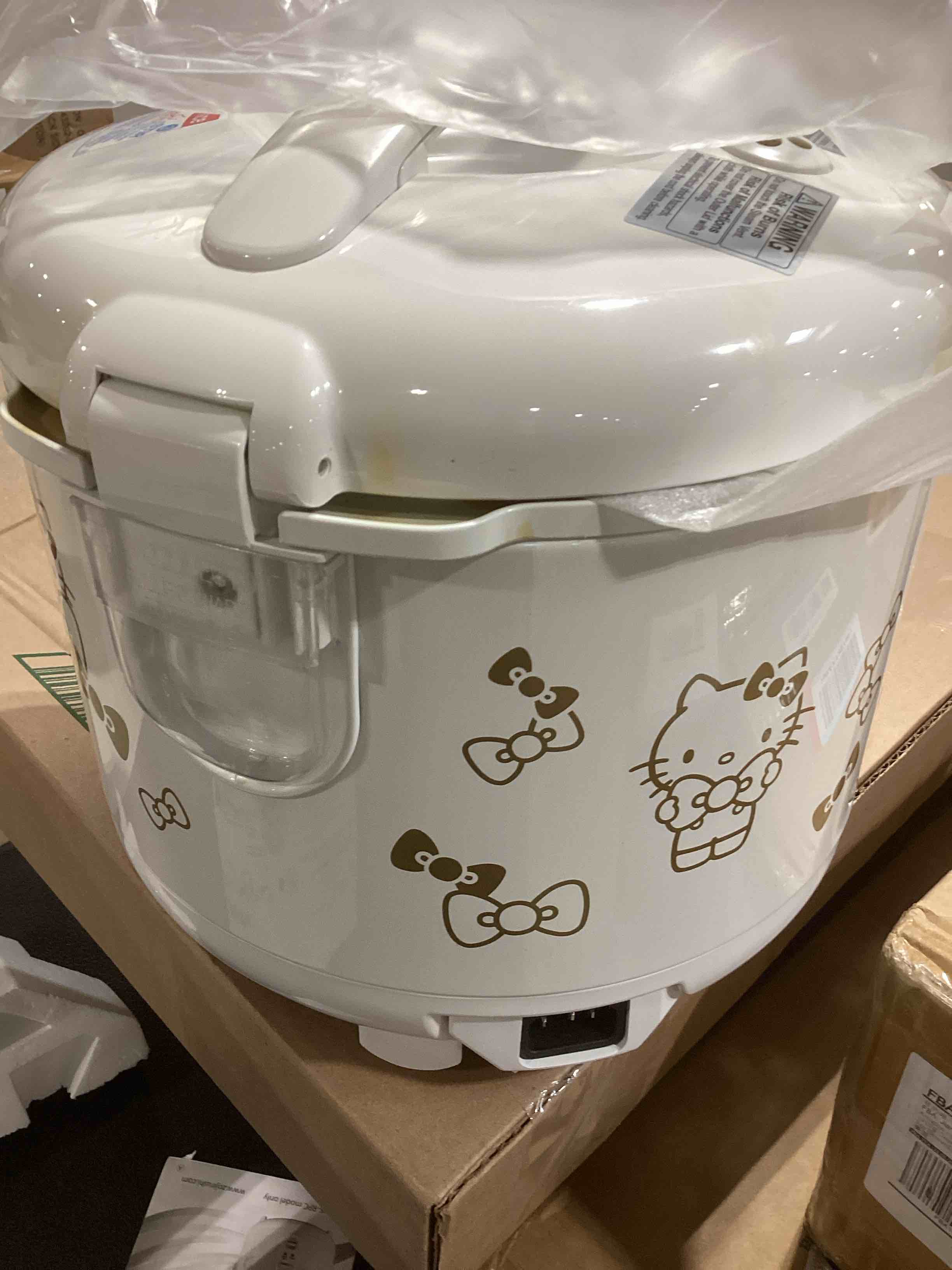 https://s3.amazonaws.com/lotting-images-prod/bidfta/TEA1888410_1741788787666.jpeg