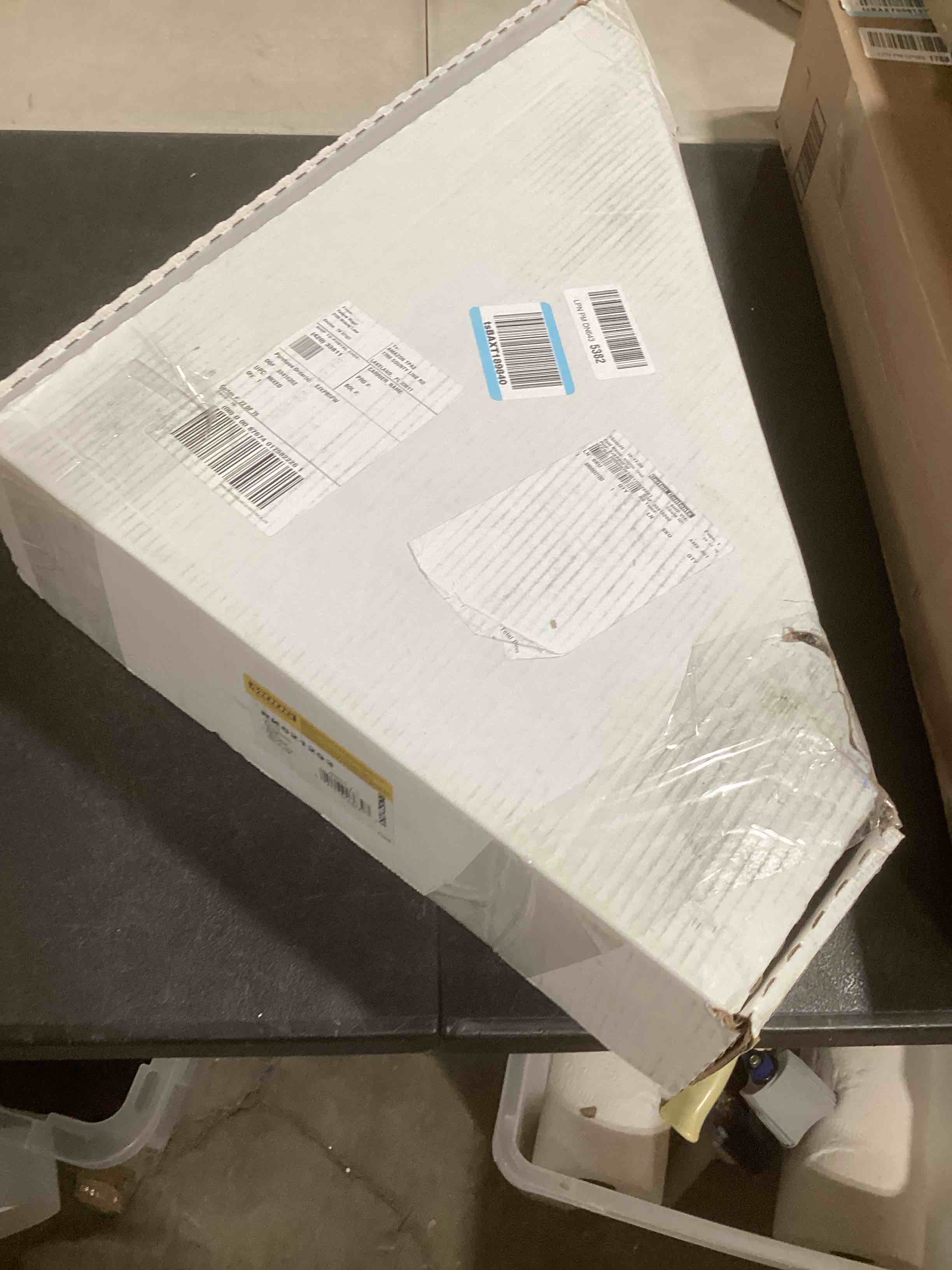 https://s3.amazonaws.com/lotting-images-prod/bidfta/TEA1888676_1741956798761.jpeg