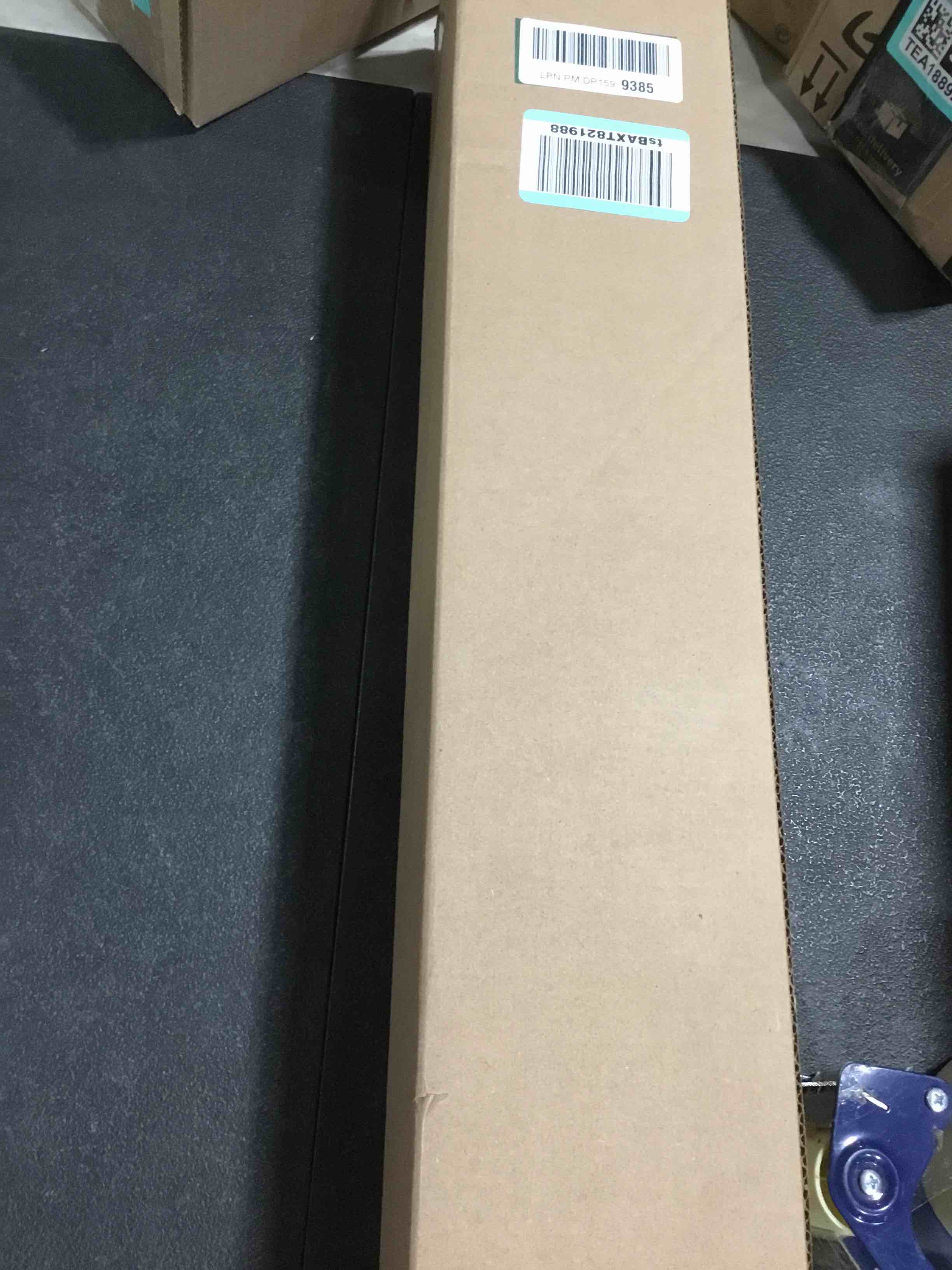 https://s3.amazonaws.com/lotting-images-prod/bidfta/TEA1889213_1742490561941.jpeg