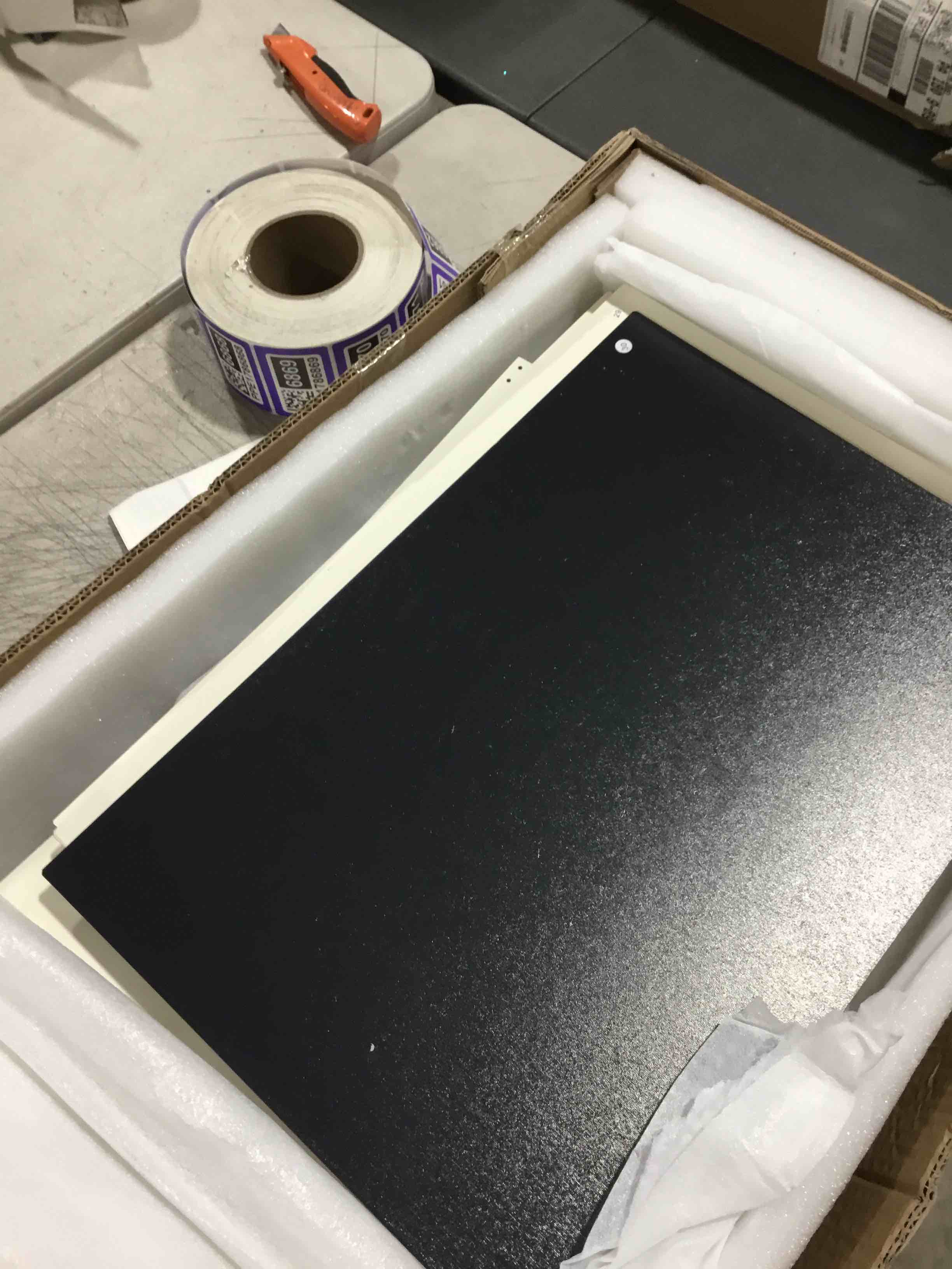 https://s3.amazonaws.com/lotting-images-prod/bidfta/TEA1891616_1735916768961.jpeg