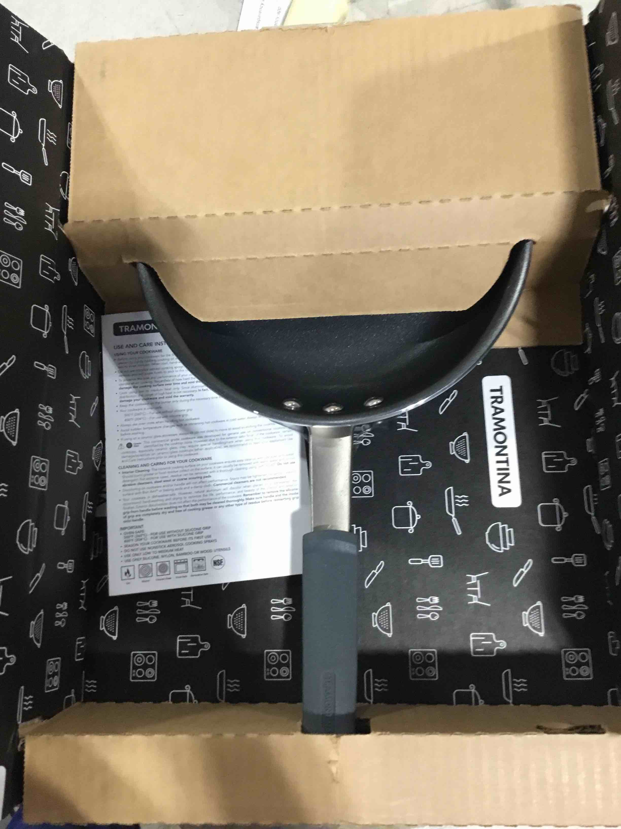 https://s3.amazonaws.com/lotting-images-prod/bidfta/TEA1891619_1735918144770.jpeg