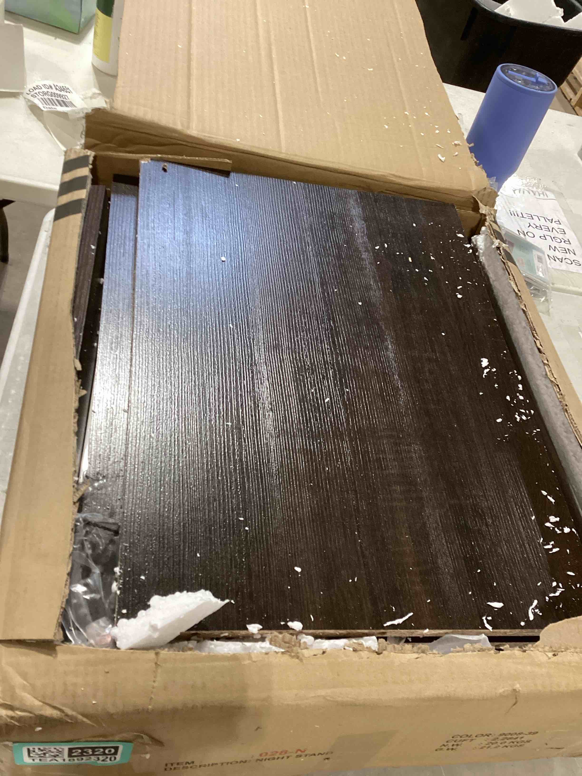 https://s3.amazonaws.com/lotting-images-prod/bidfta/TEA1892320_1737571126758.jpeg