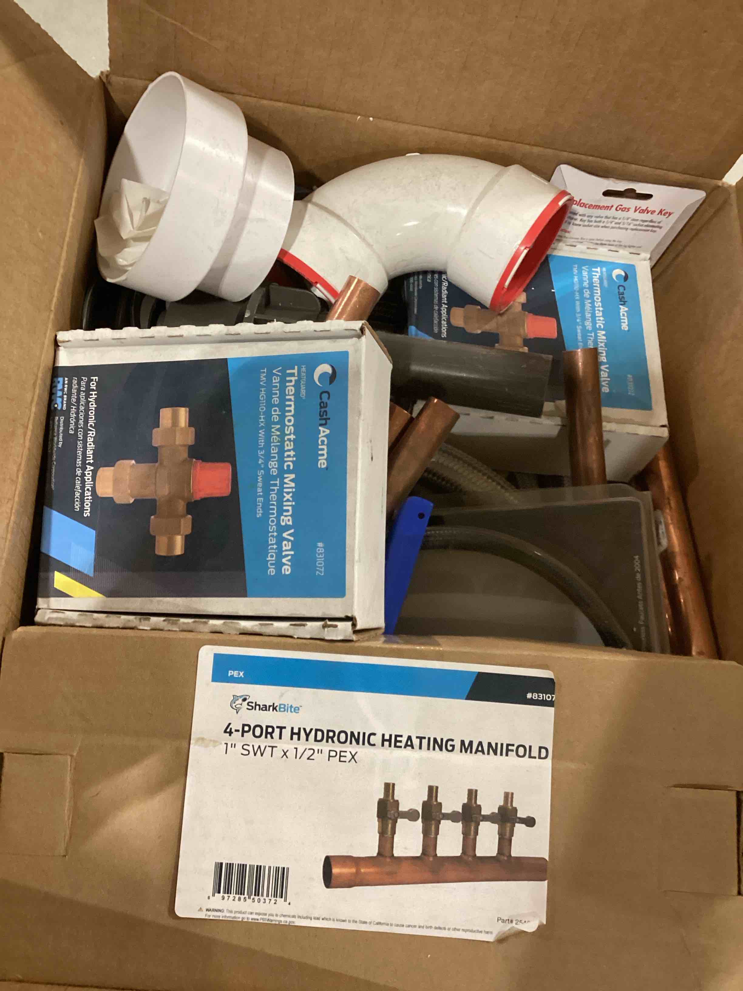 https://s3.amazonaws.com/lotting-images-prod/bidfta/TEA1892789_1738931768083.jpeg