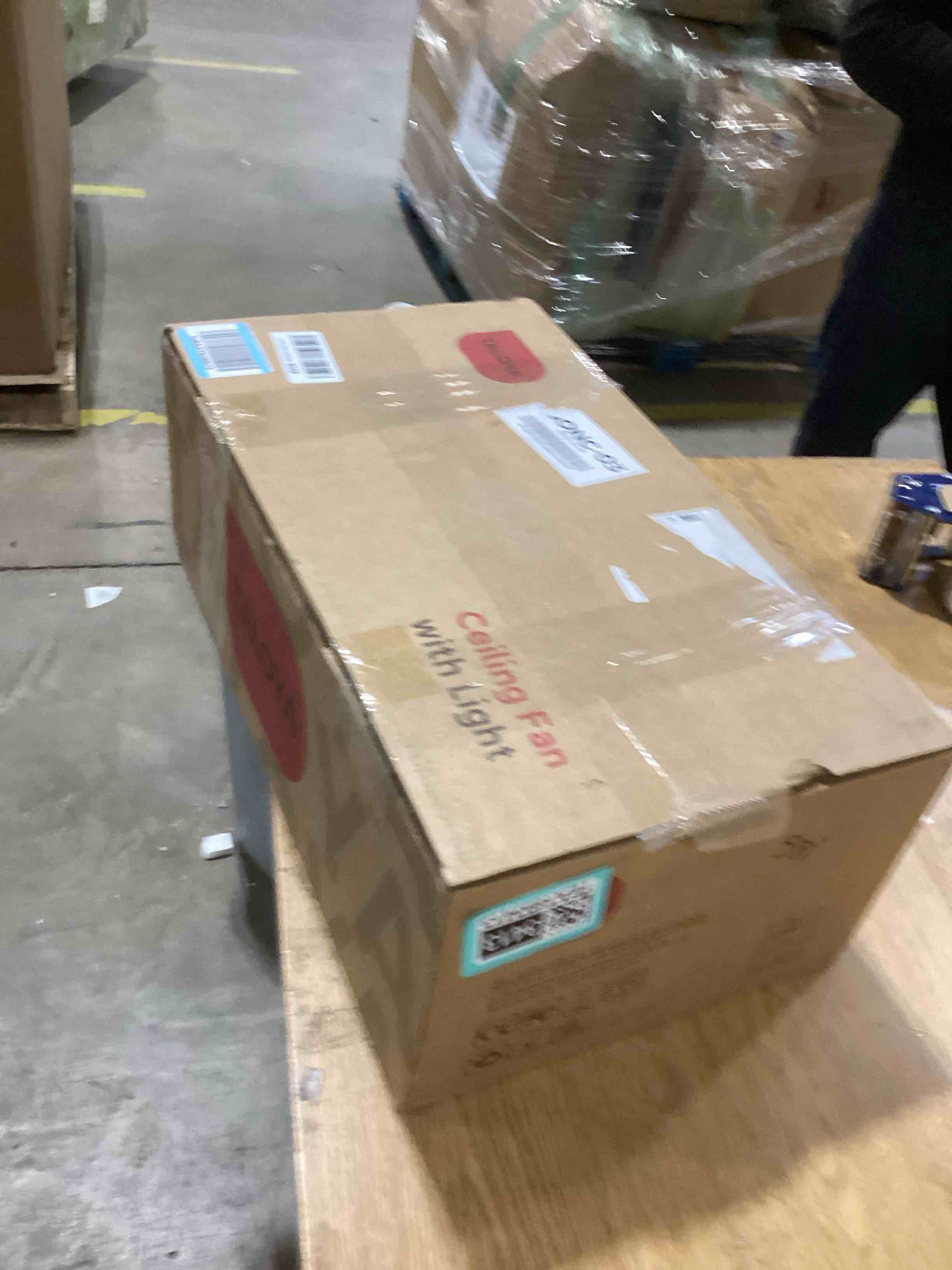 https://s3.amazonaws.com/lotting-images-prod/bidfta/TEA1893413_1741376549679.jpeg