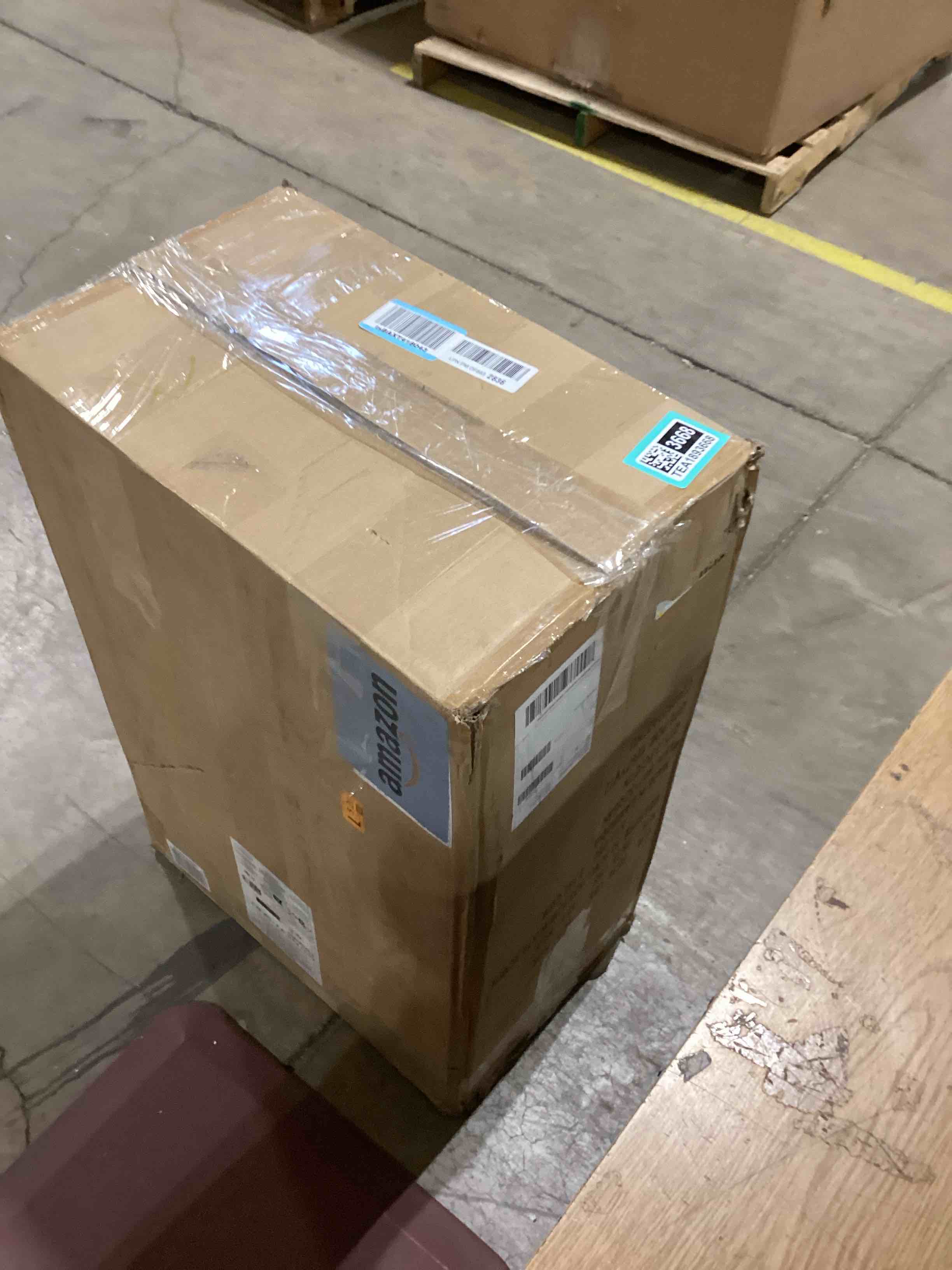 https://s3.amazonaws.com/lotting-images-prod/bidfta/TEA1893668_1742385586638.jpeg