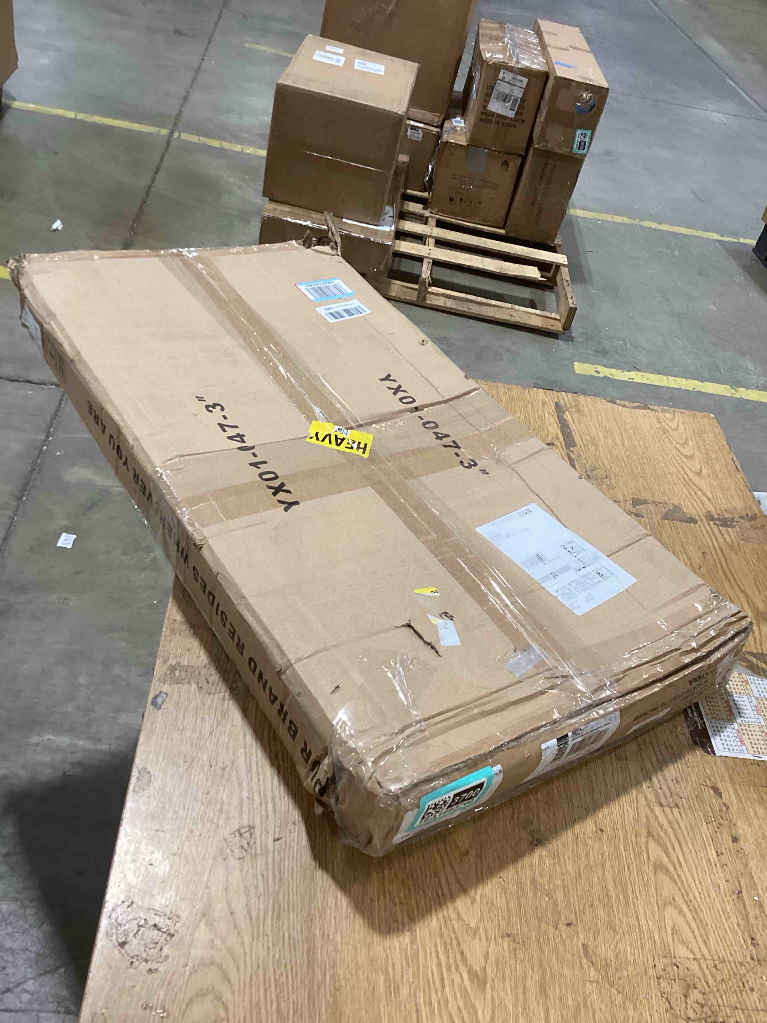 https://s3.amazonaws.com/lotting-images-prod/bidfta/TEA1893700_1742391116699.jpeg