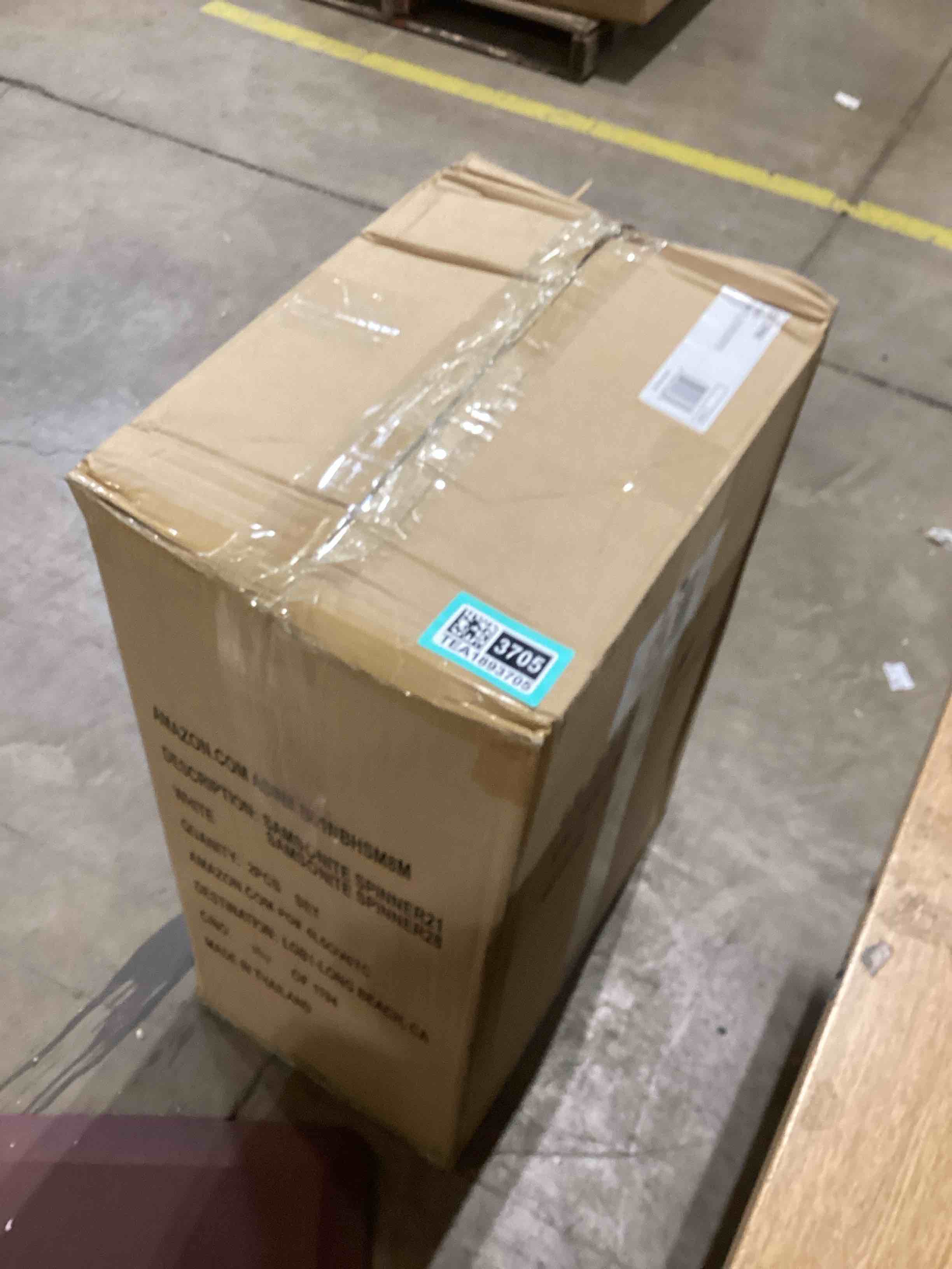 https://s3.amazonaws.com/lotting-images-prod/bidfta/TEA1893705_1742391478655.jpeg