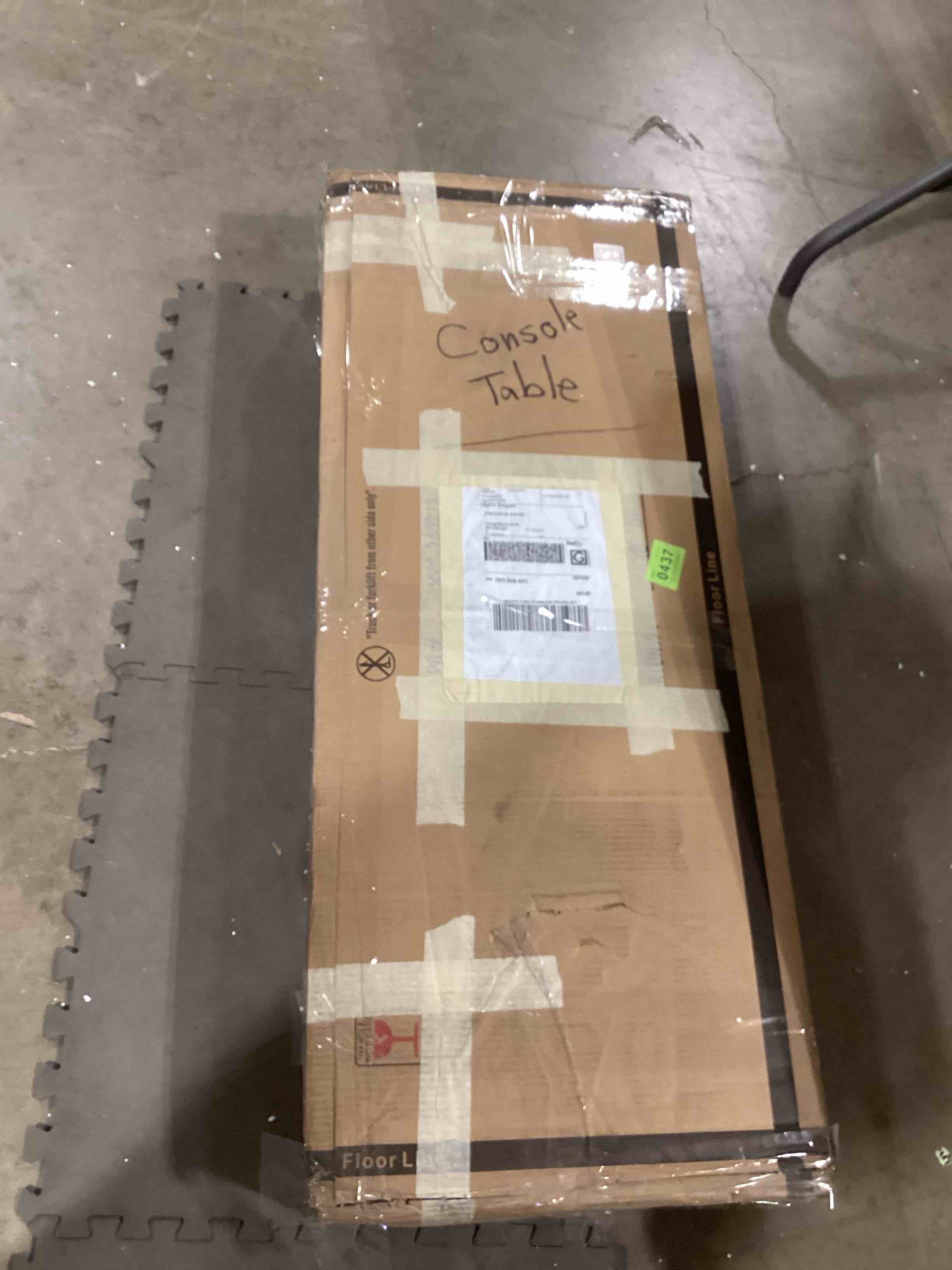 https://s3.amazonaws.com/lotting-images-prod/bidfta/TEA1894324_1738872666655.jpeg