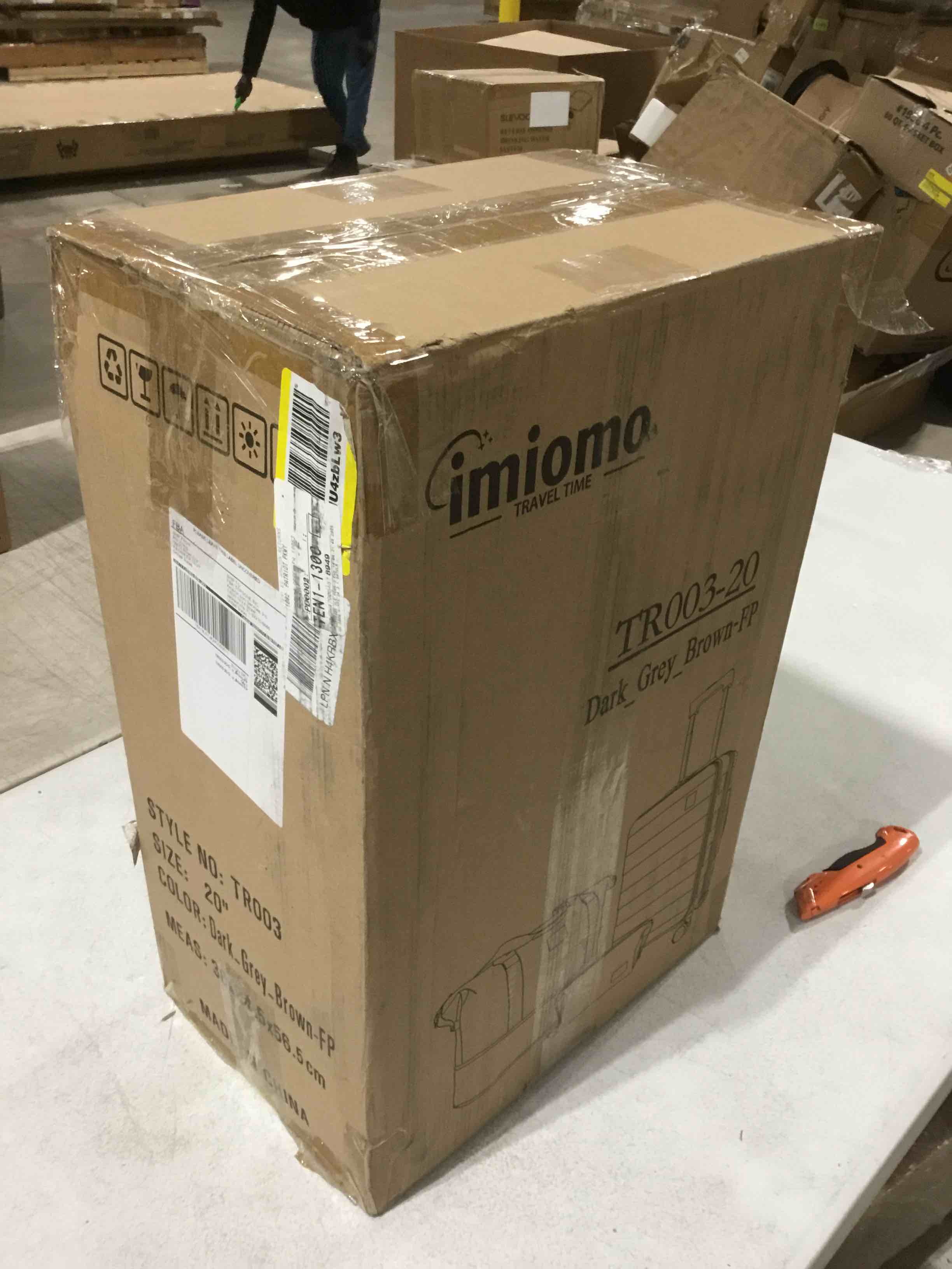 https://s3.amazonaws.com/lotting-images-prod/bidfta/TEA1895762_1741267933562.jpeg