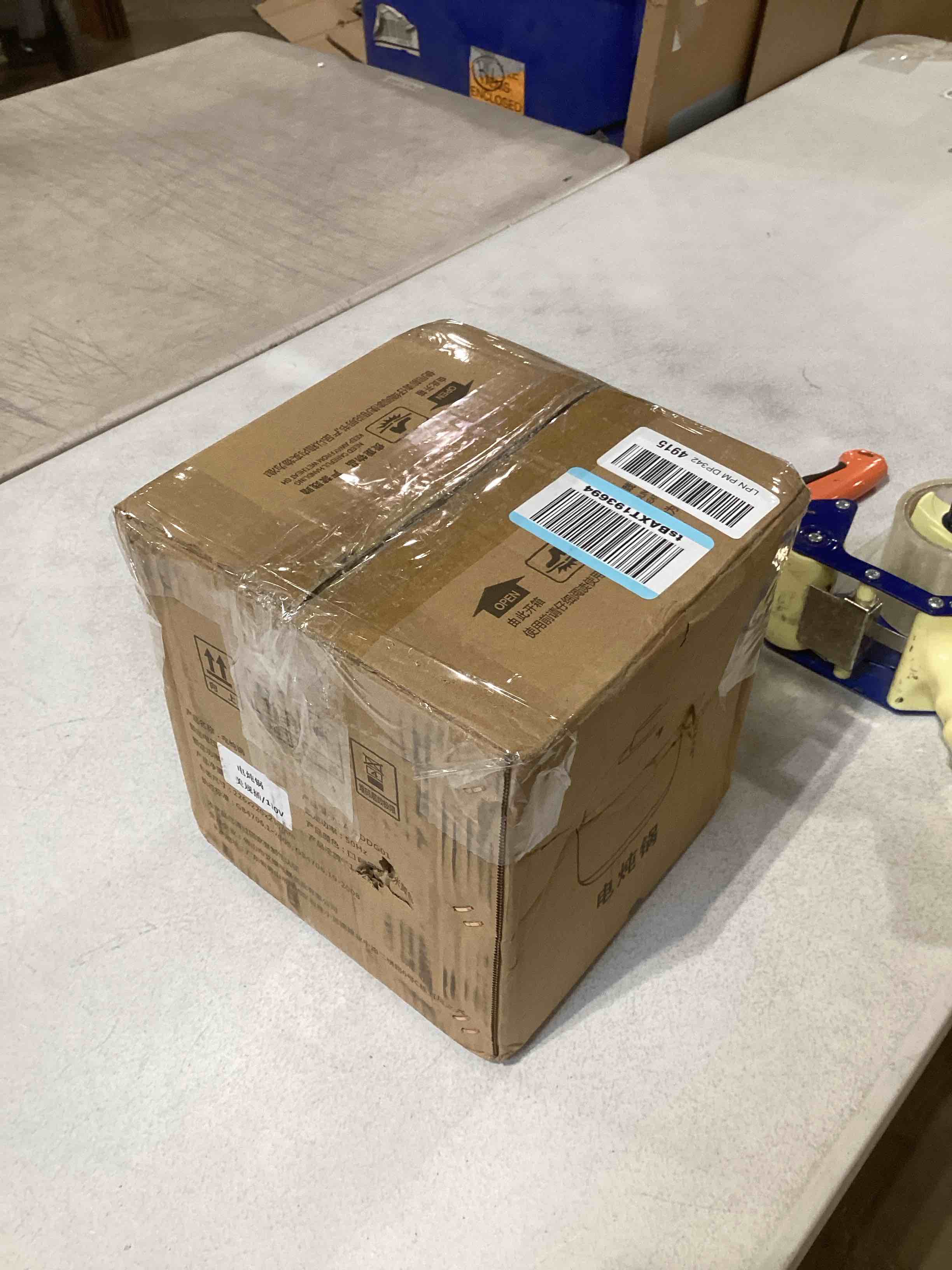 https://s3.amazonaws.com/lotting-images-prod/bidfta/TEA1896008_1741616420584.jpeg