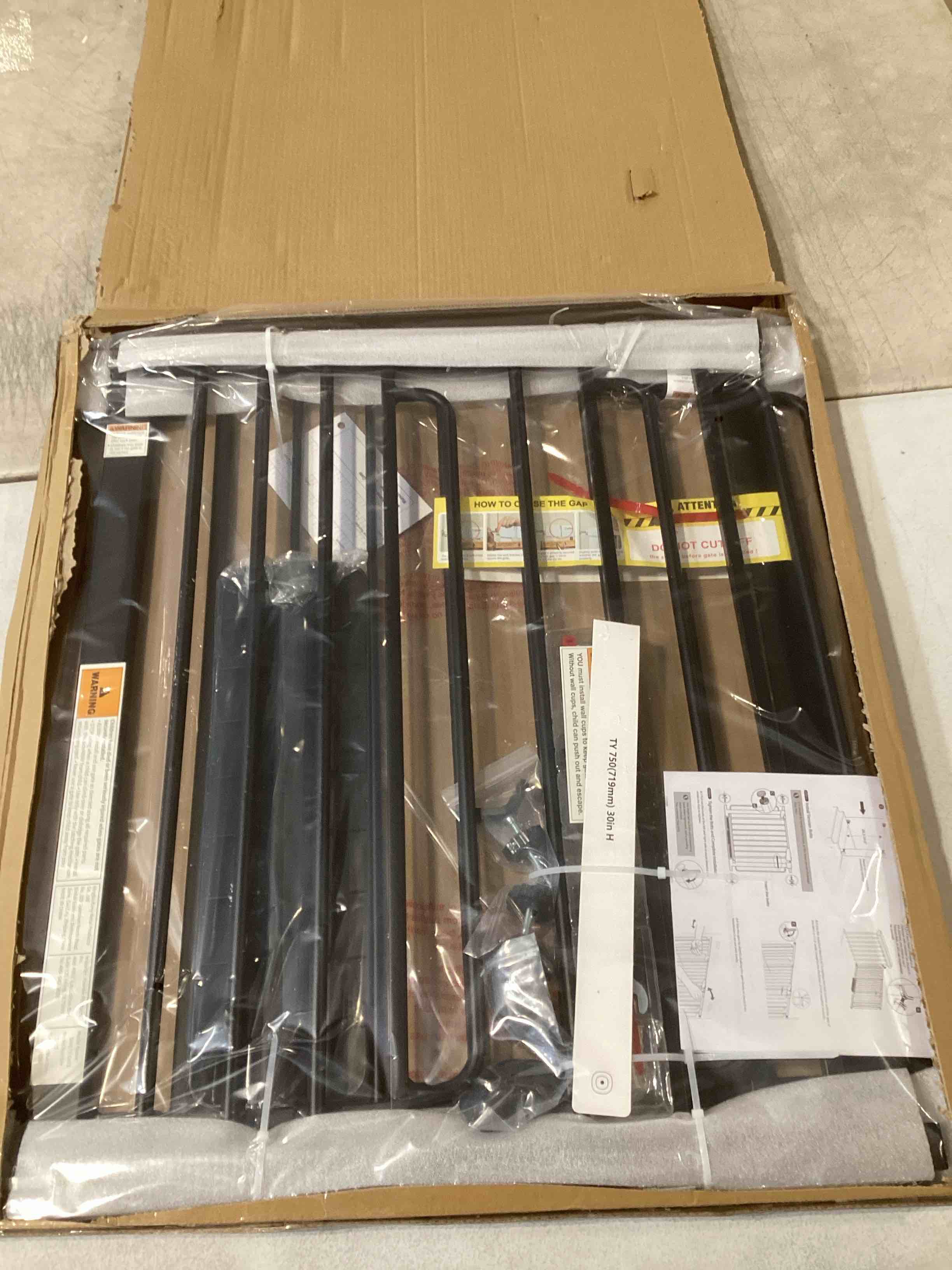 https://s3.amazonaws.com/lotting-images-prod/bidfta/TEA1896249_1741806928574.jpeg