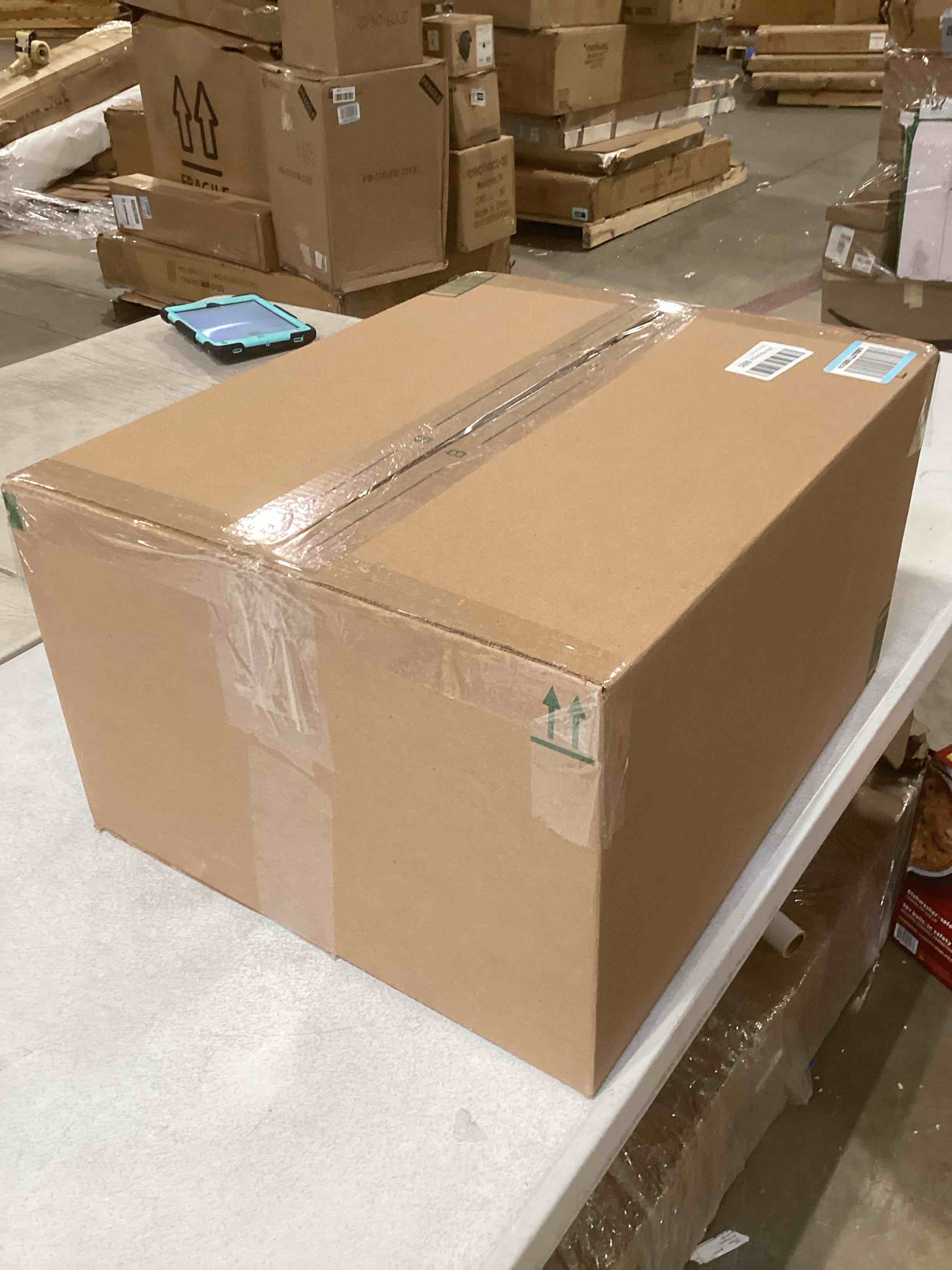 https://s3.amazonaws.com/lotting-images-prod/bidfta/TEA1896284_1741877126734.jpeg