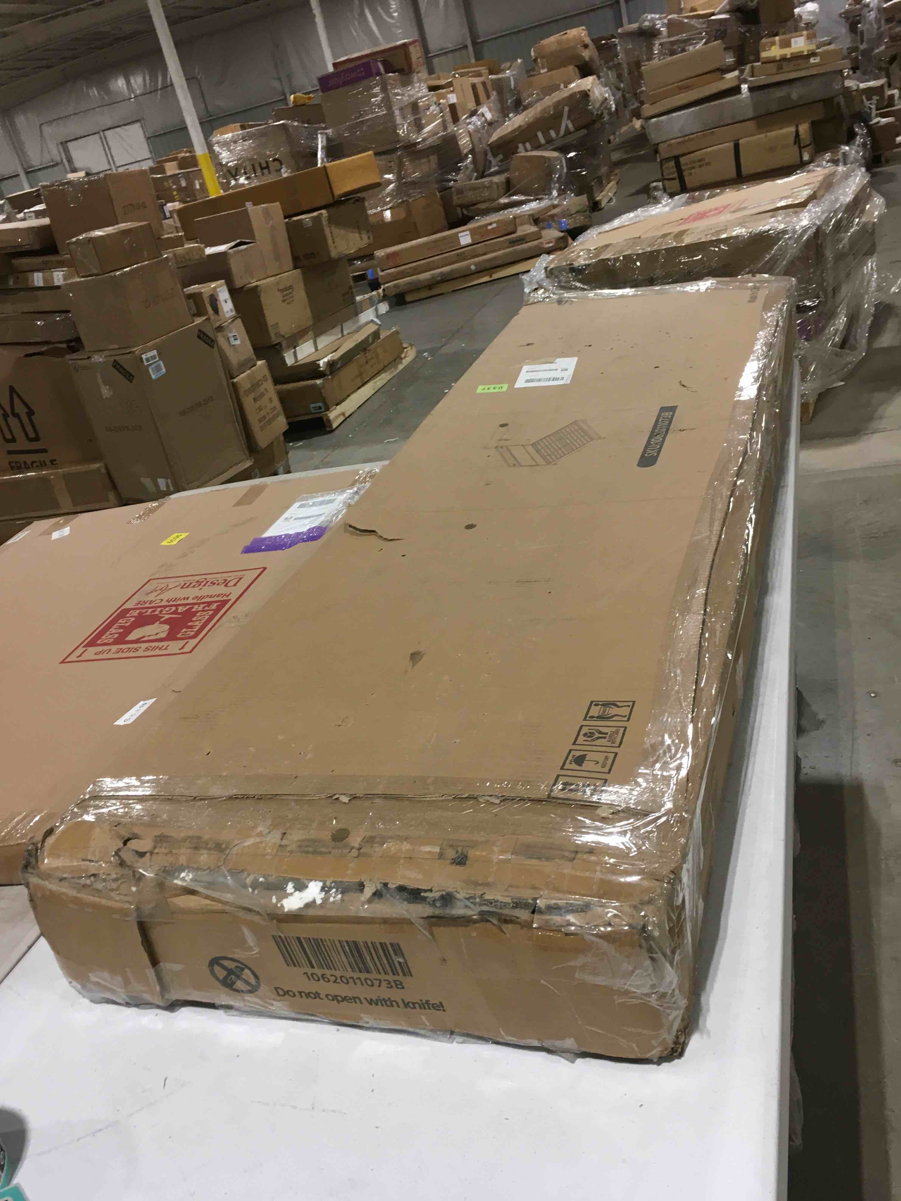https://s3.amazonaws.com/lotting-images-prod/bidfta/TEA1896321_1741952945369.jpeg