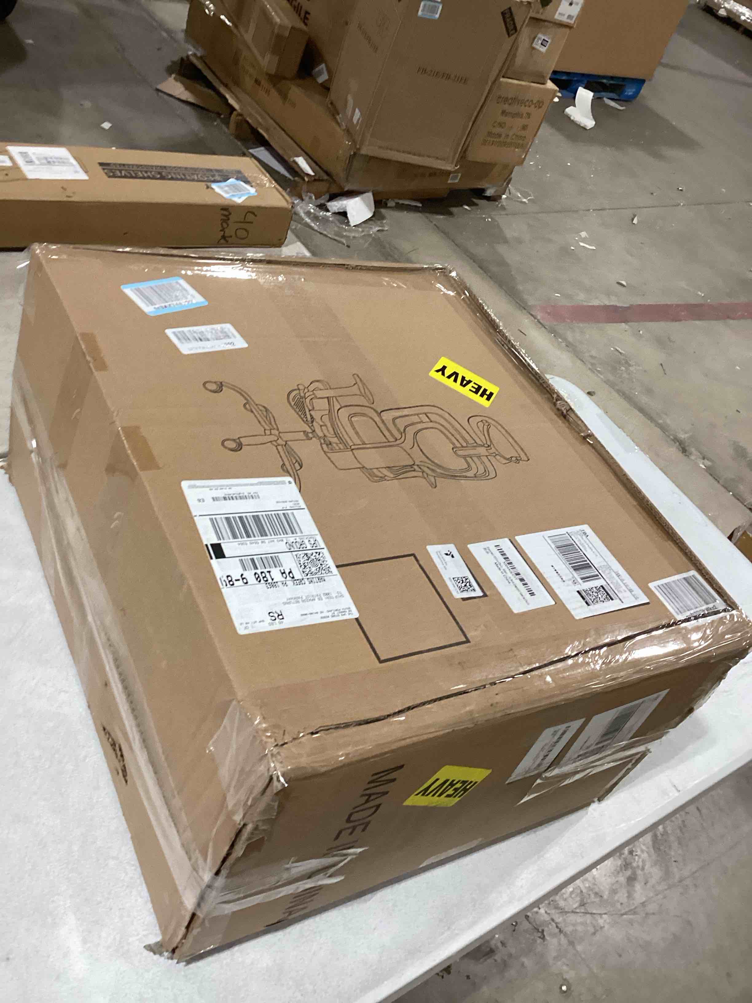 https://s3.amazonaws.com/lotting-images-prod/bidfta/TEA1896458_1742219664653.jpeg