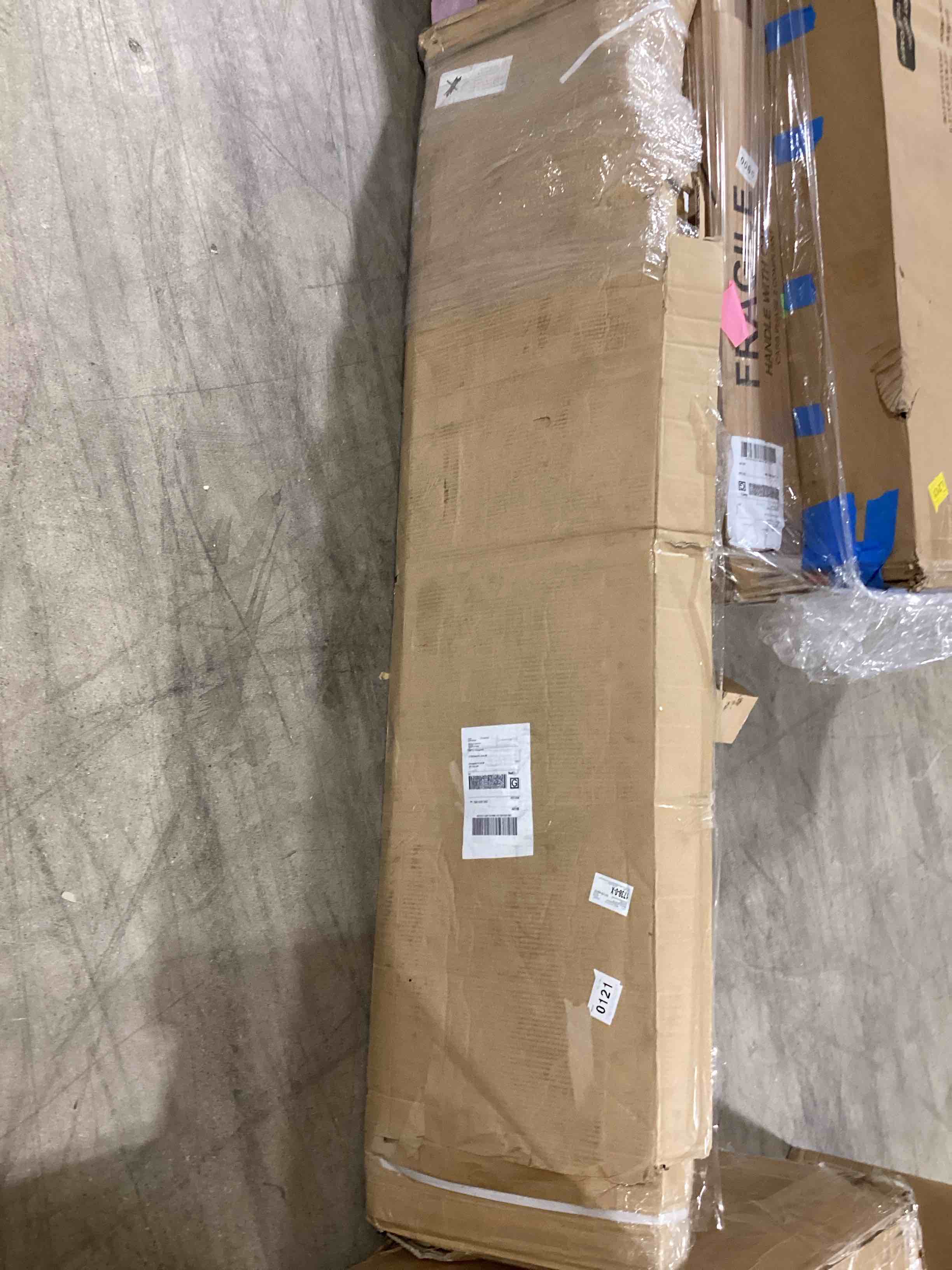 https://s3.amazonaws.com/lotting-images-prod/bidfta/TEA1897106_1732023563023.jpeg