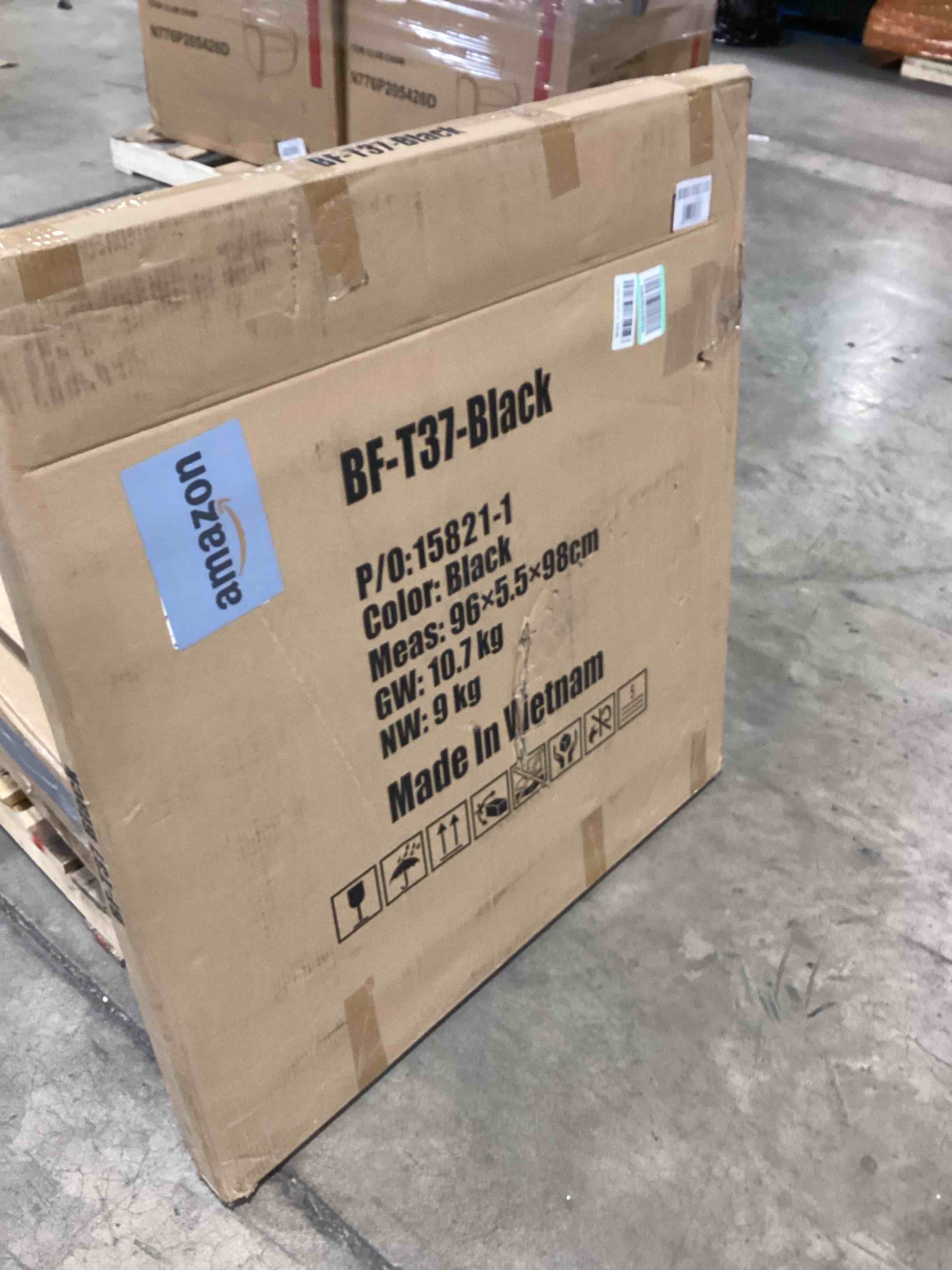 Black metal bed frame for Twin? Full? 