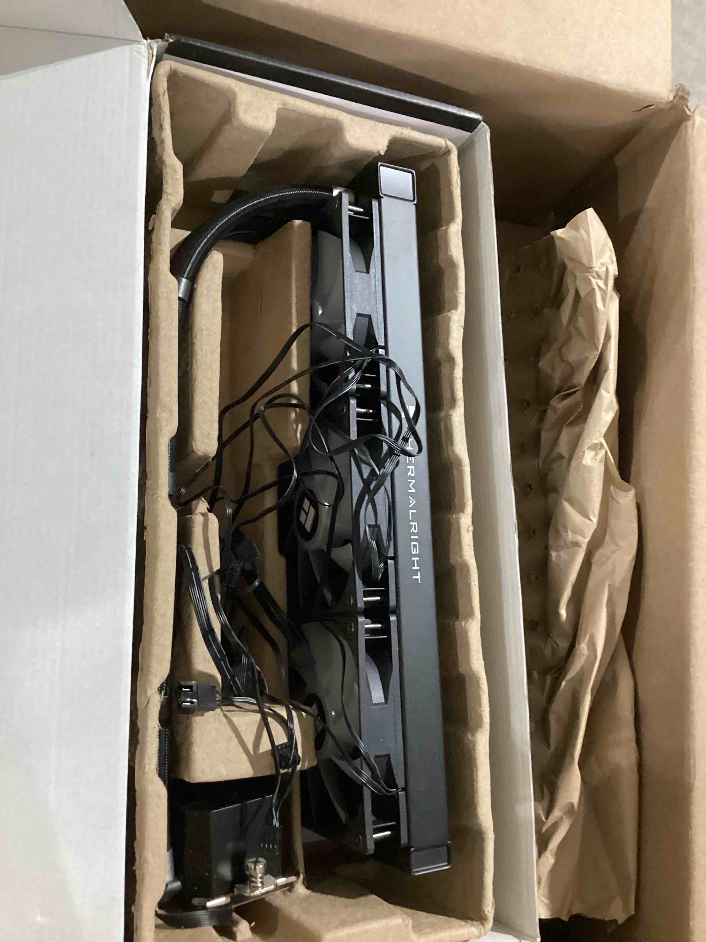 thermalright aqua elite 360 v3 water cooling cpu cooler, 3 pwm argb fans with s-fdb bearings,efficient pwm controlled pump,for amd/am4/am5, intel lga1150/1151/1200/2011/1700, (ae360 v3)