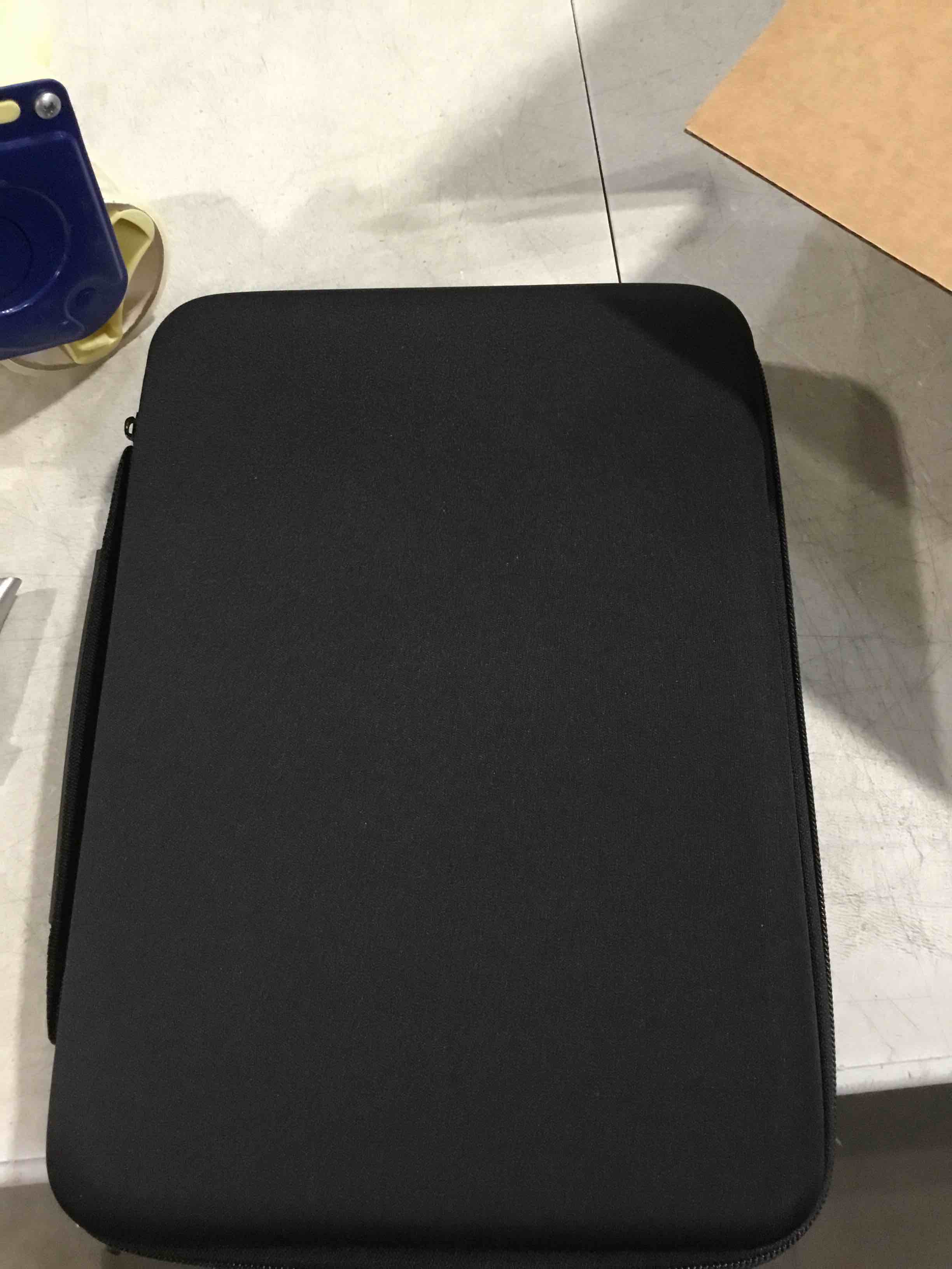 https://s3.amazonaws.com/lotting-images-prod/bidfta/TEA1900026_1731080155702.jpeg
