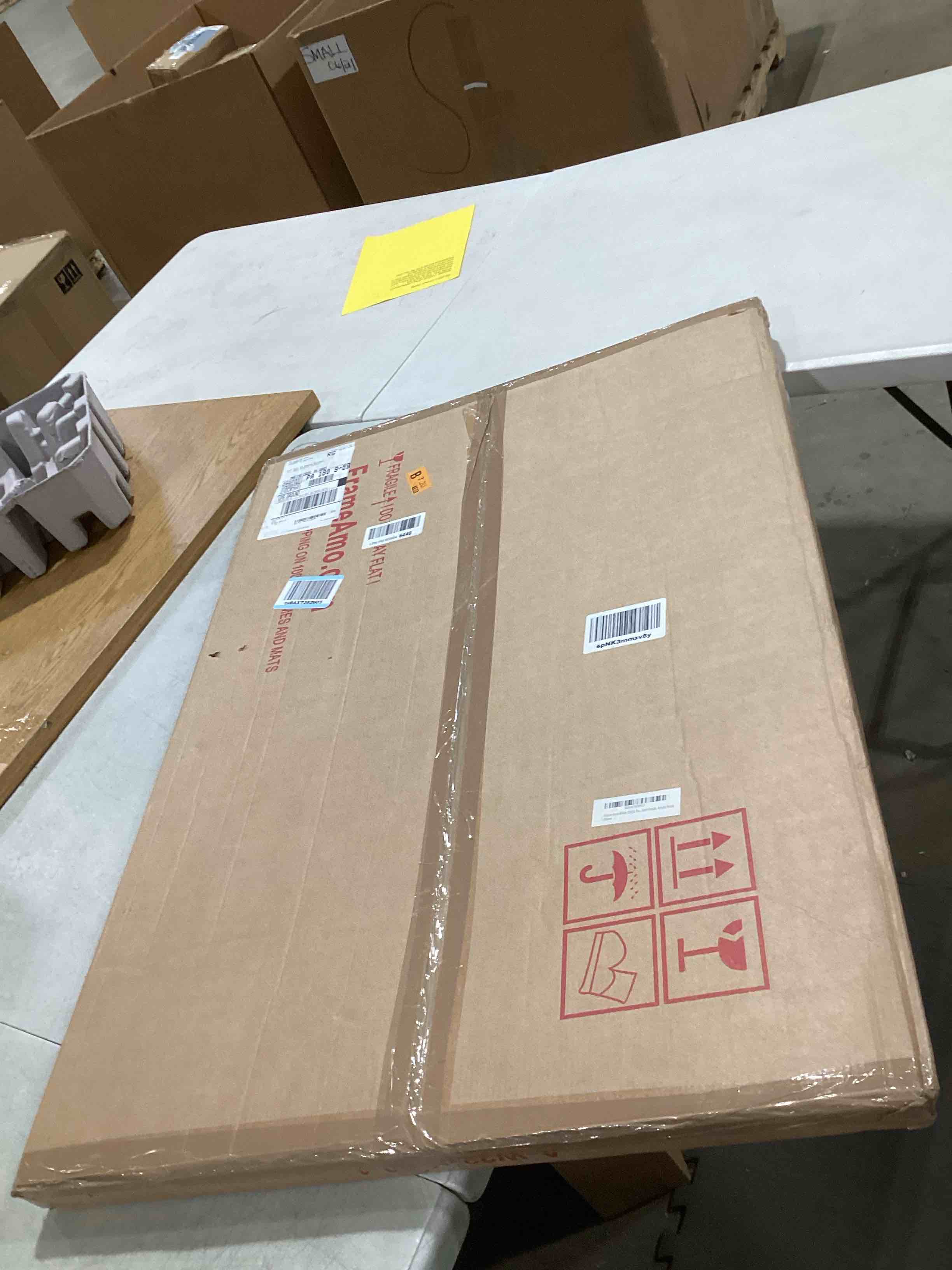 https://s3.amazonaws.com/lotting-images-prod/bidfta/TEA1900098_1731097531288.jpeg