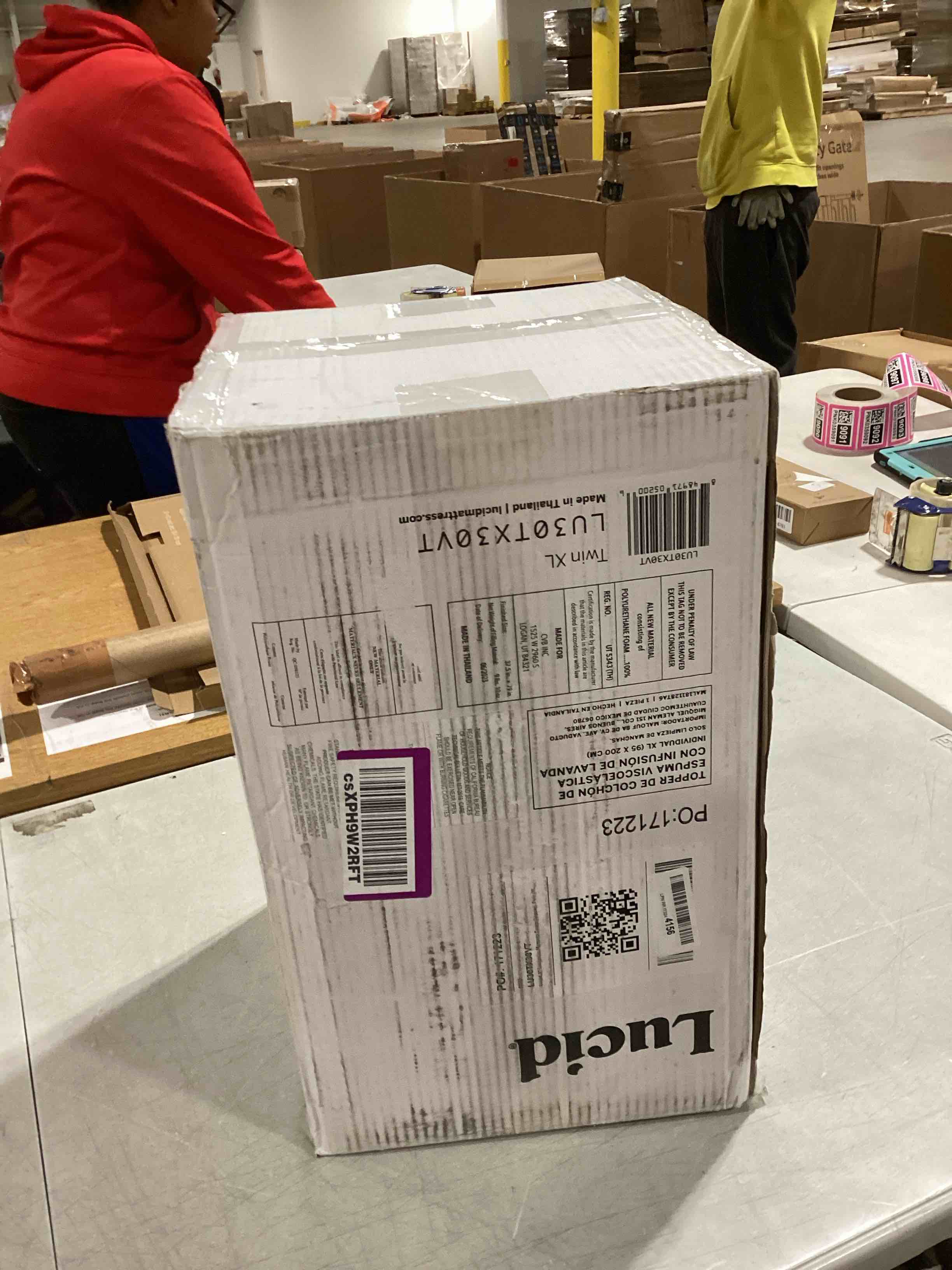 https://s3.amazonaws.com/lotting-images-prod/bidfta/TEA1900401_1731600960673.jpeg