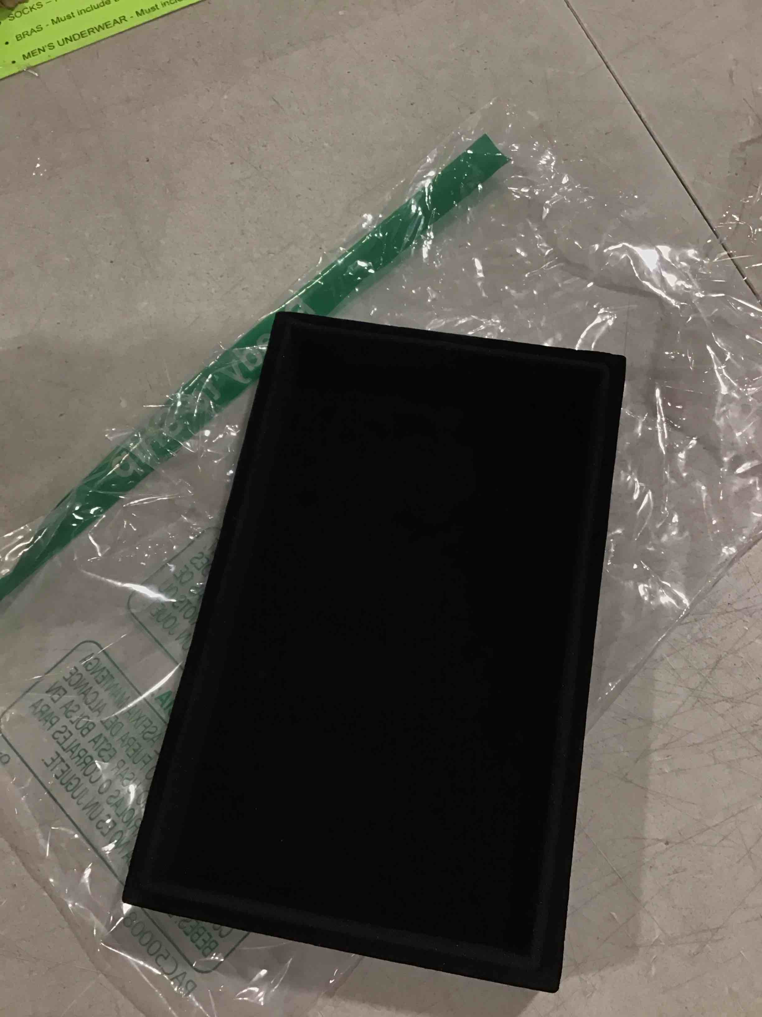 https://s3.amazonaws.com/lotting-images-prod/bidfta/TEA1900432_1731607870871.jpeg