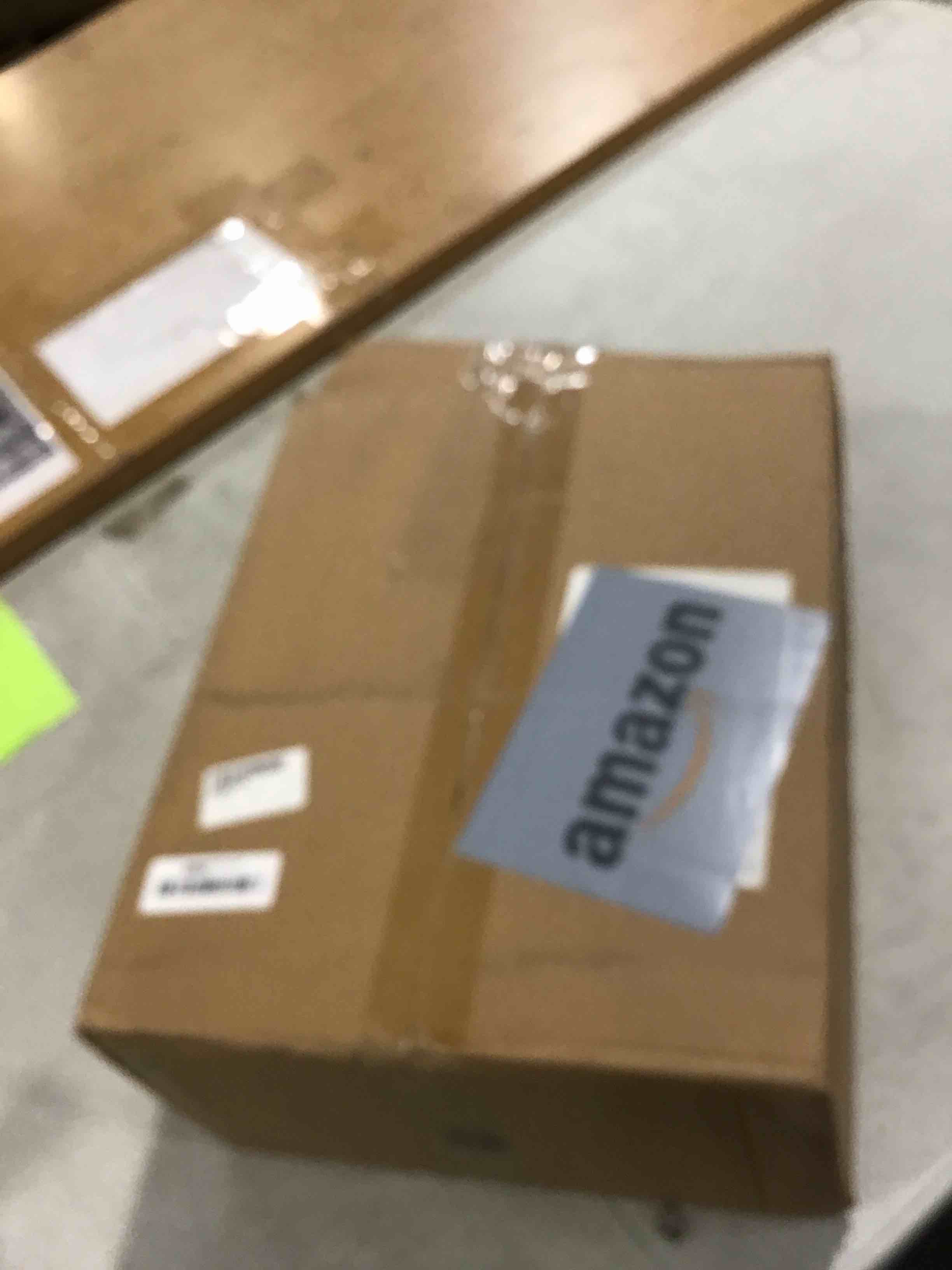 https://s3.amazonaws.com/lotting-images-prod/bidfta/TEA1900925_1732113087774.jpeg