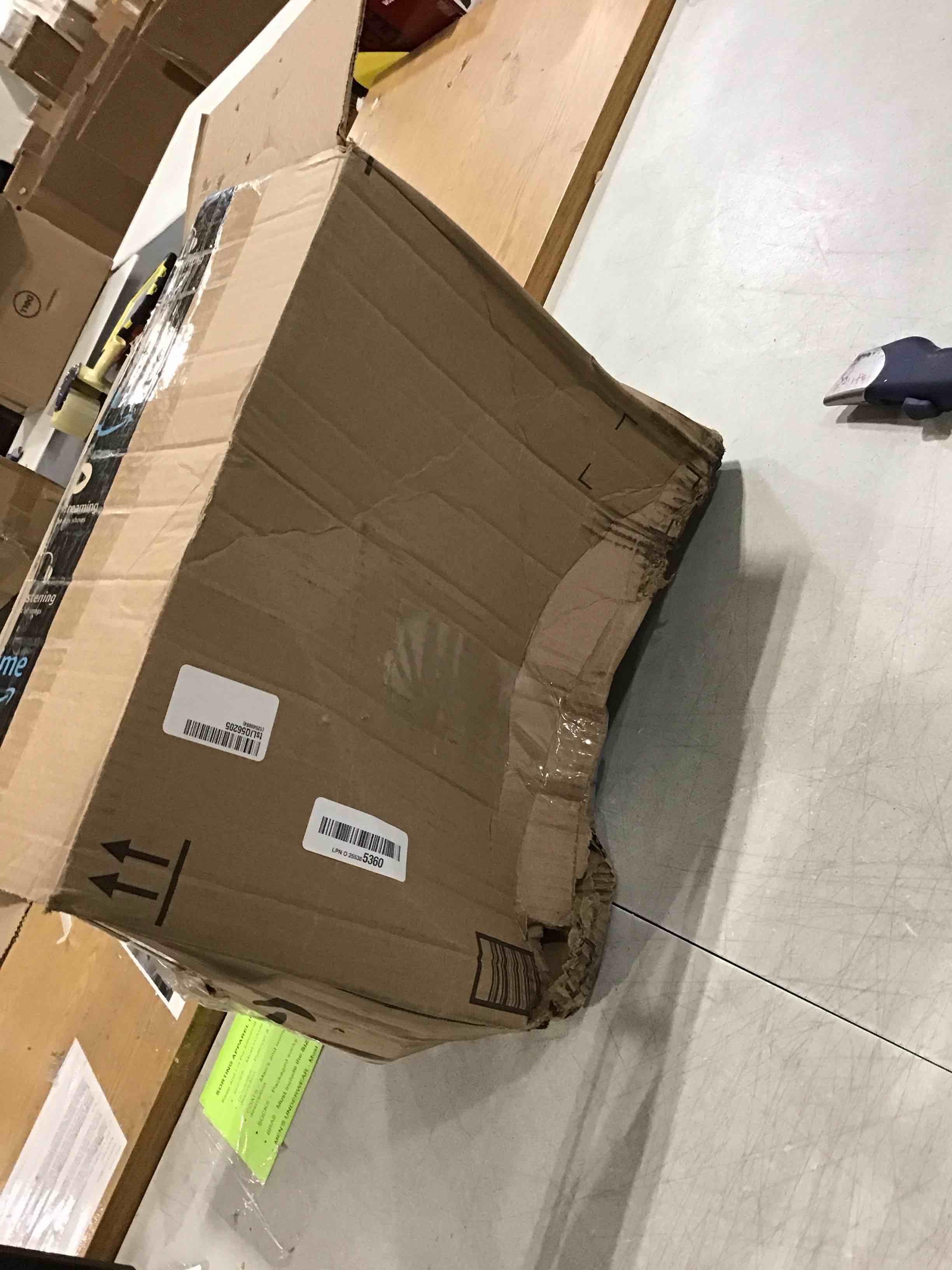 https://s3.amazonaws.com/lotting-images-prod/bidfta/TEA1900929_1732113565387.jpeg